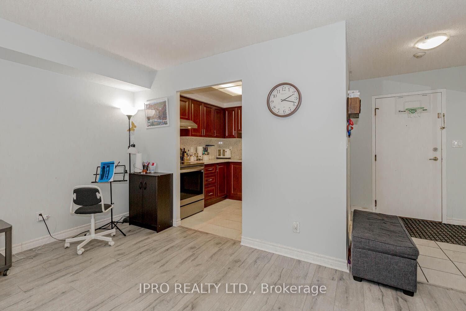 135 Hillcrest Avenue Unit 1213 photo 21