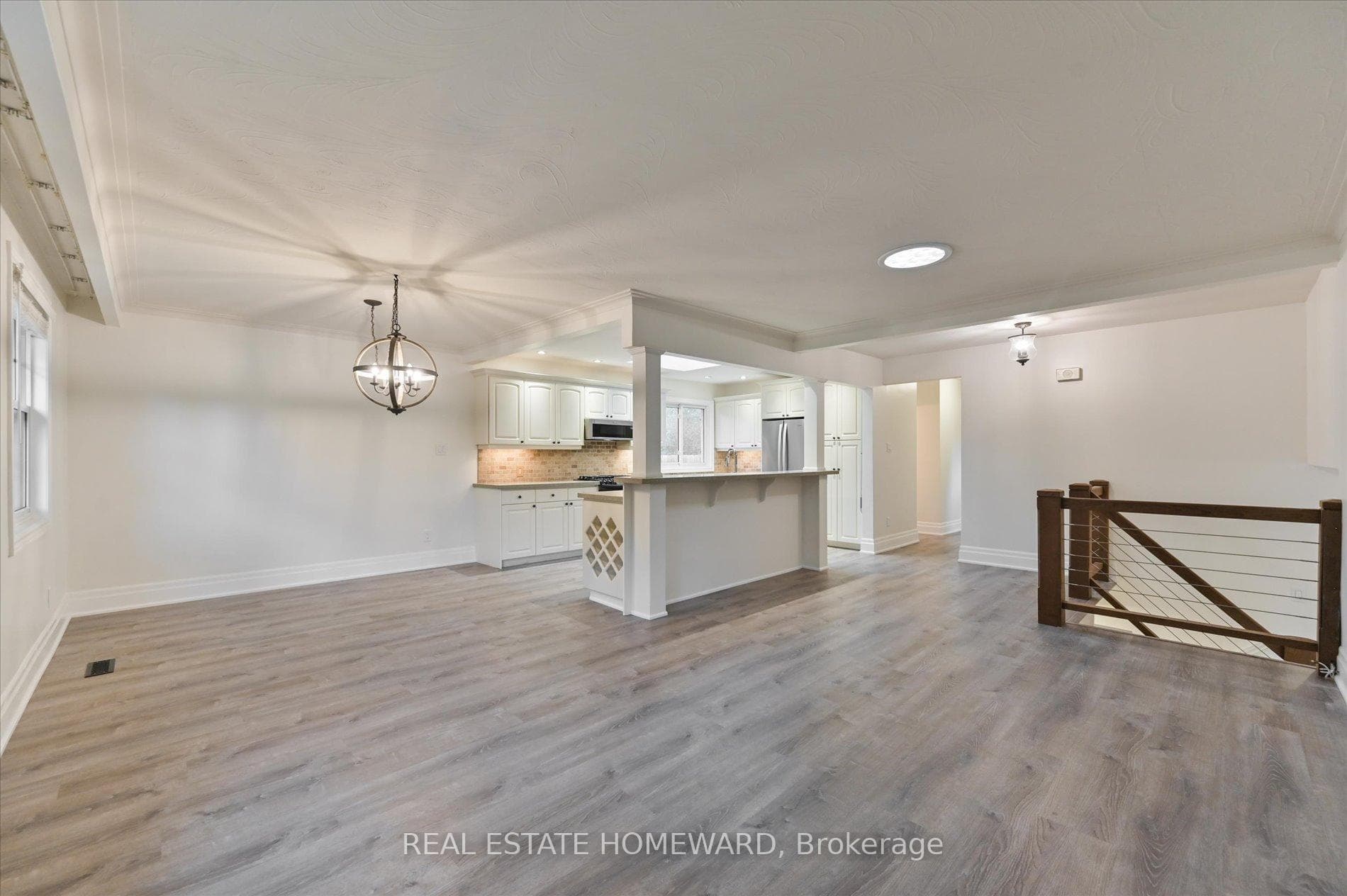 338 Melores Drive photo 11