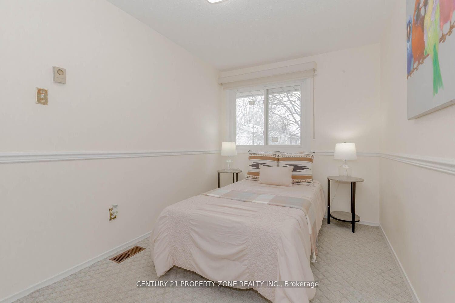 9 Glencairn Square photo 24