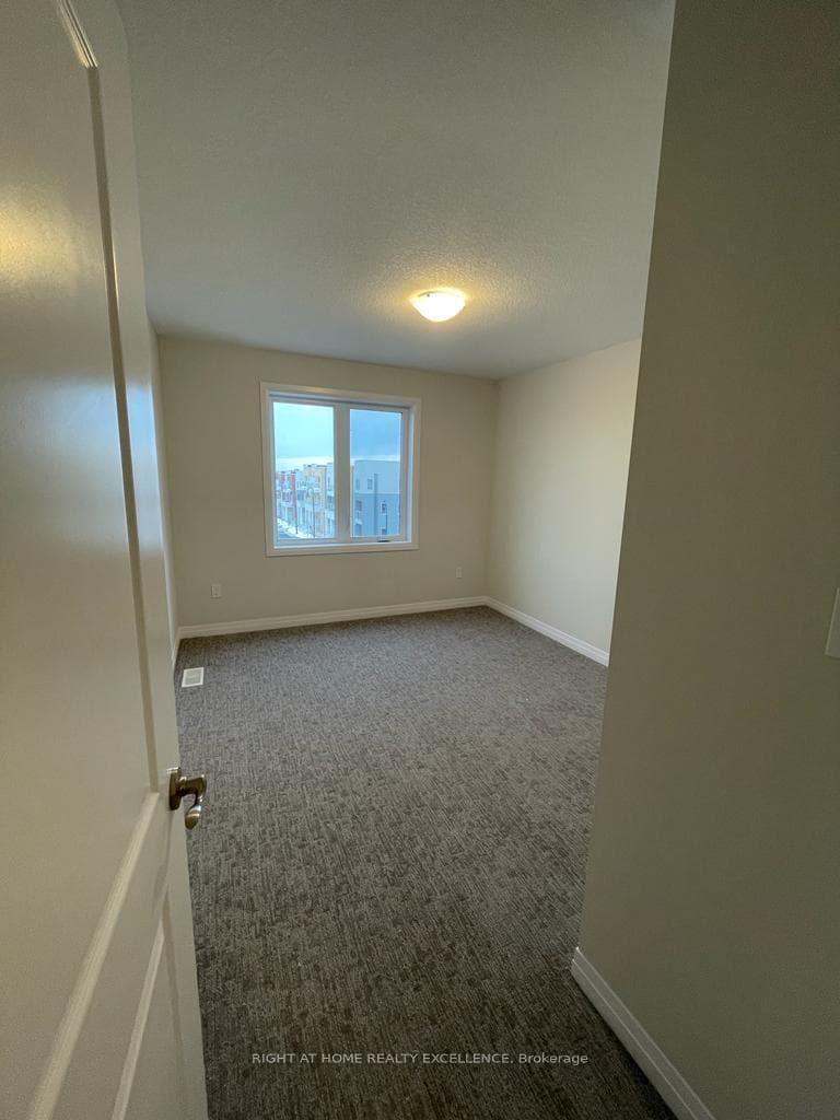 124 Seabrook Drive Unit 7 photo 16