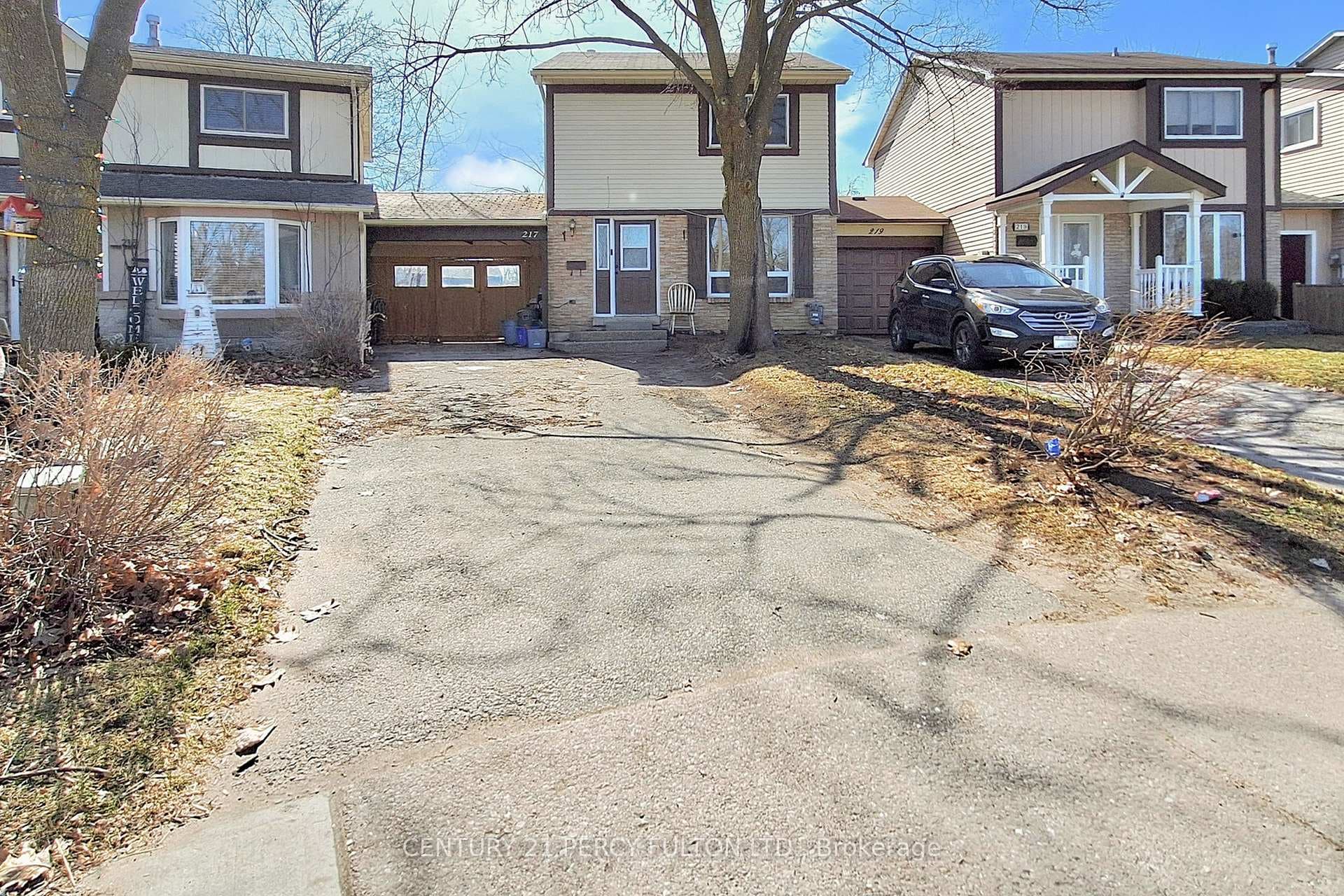 217 CUNDLES Road photo 2