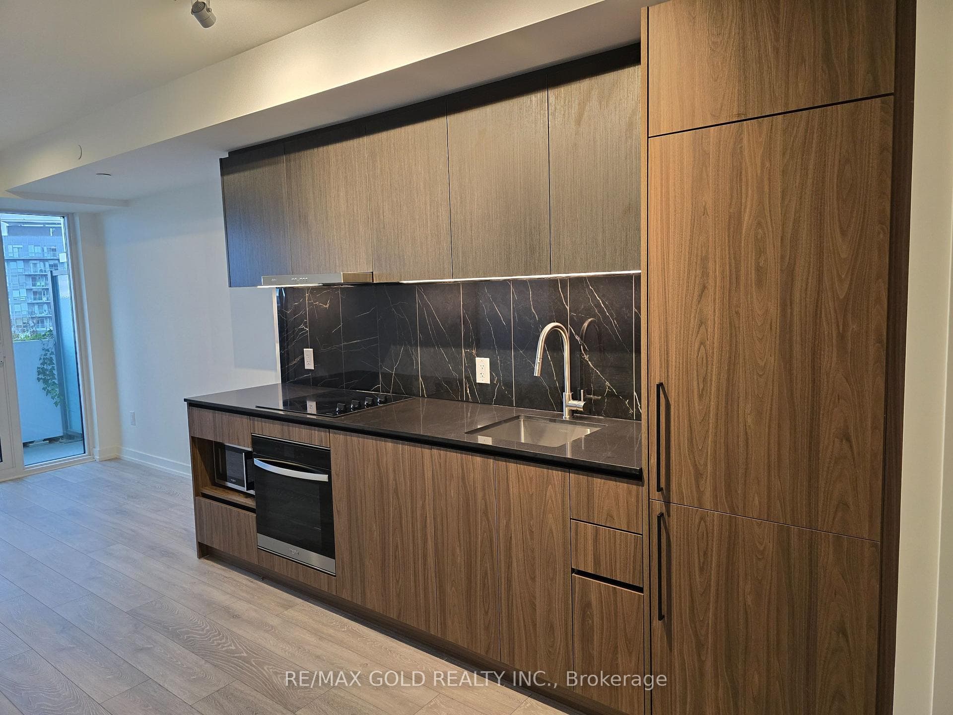 1100 Sheppard Avenue Unit 1102 photo 8