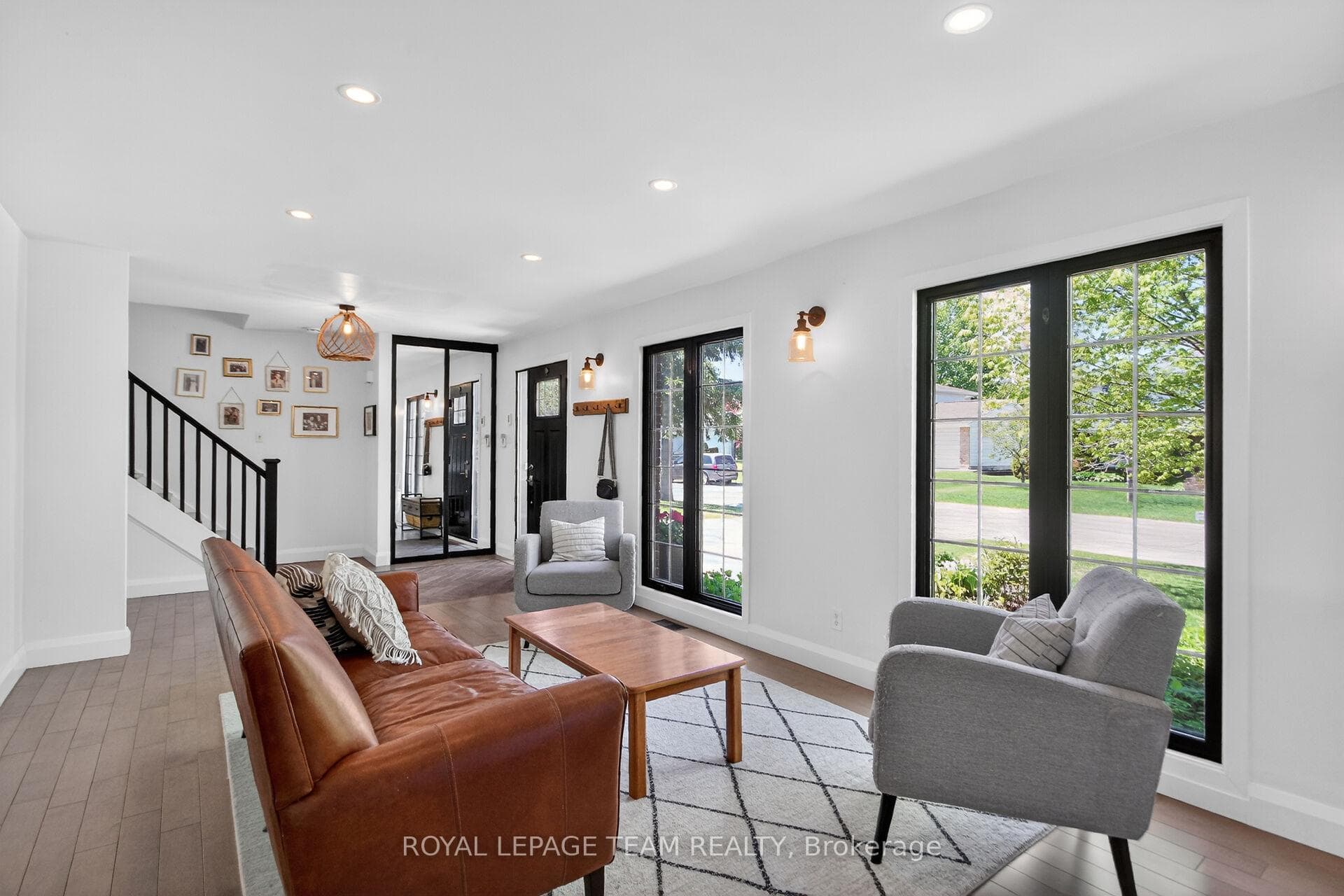 15 Markham Avenue photo 7