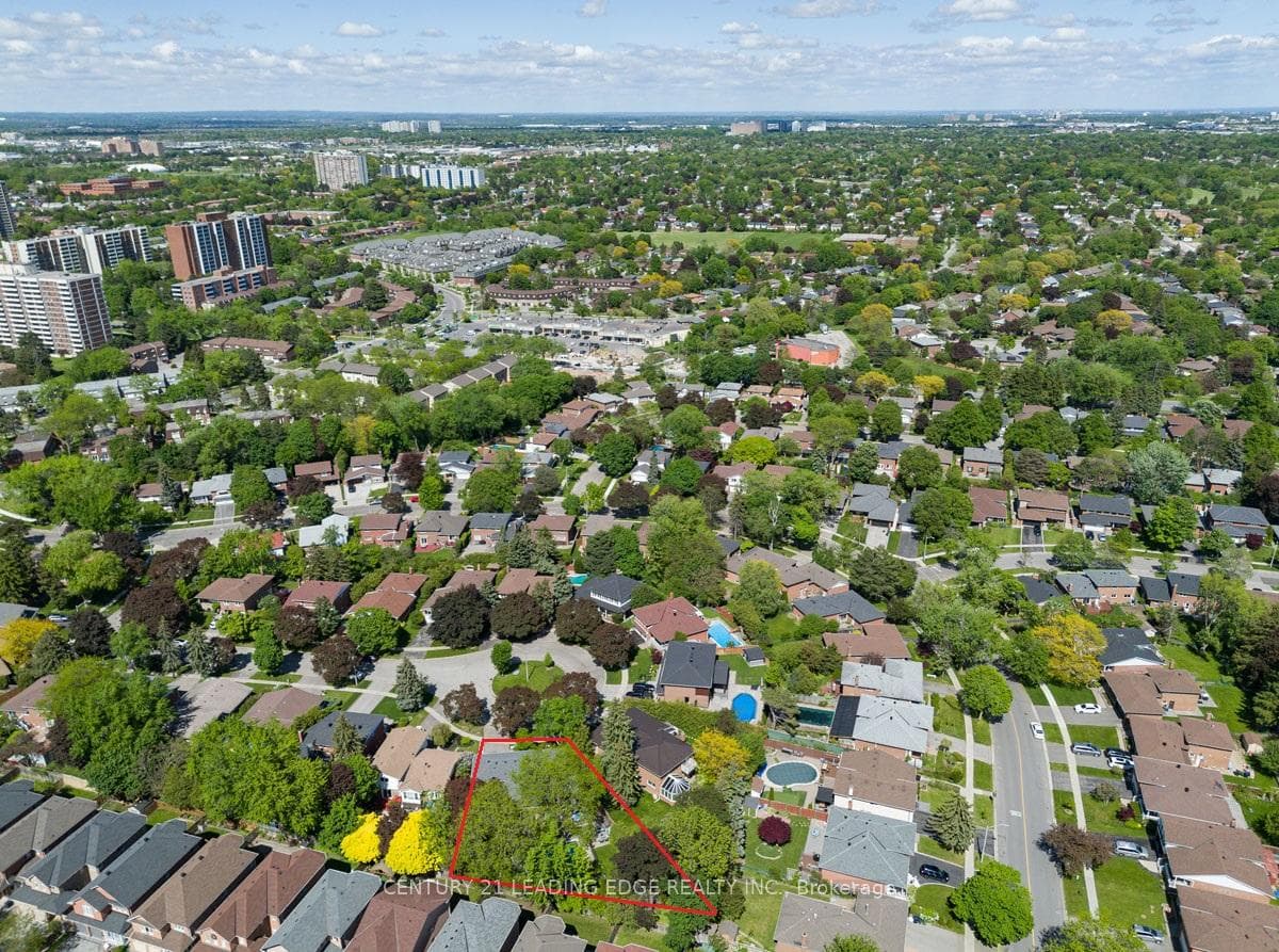 20 Solway Court photo 19