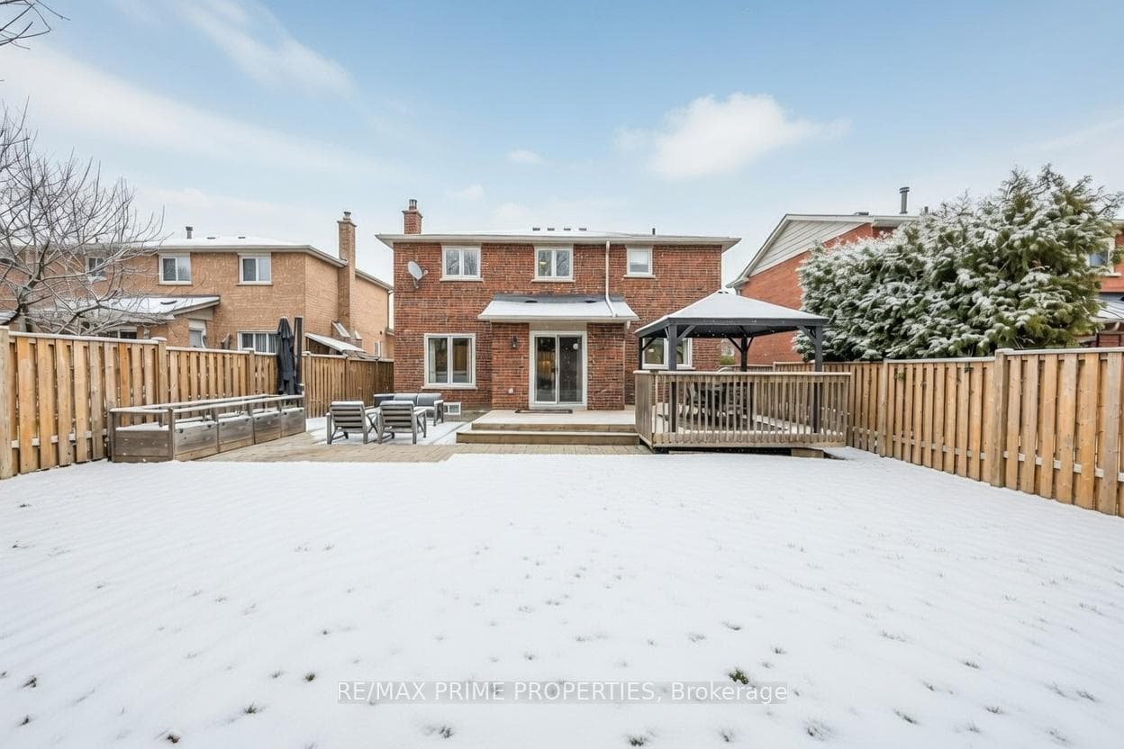 49 De Rose Avenue photo 30