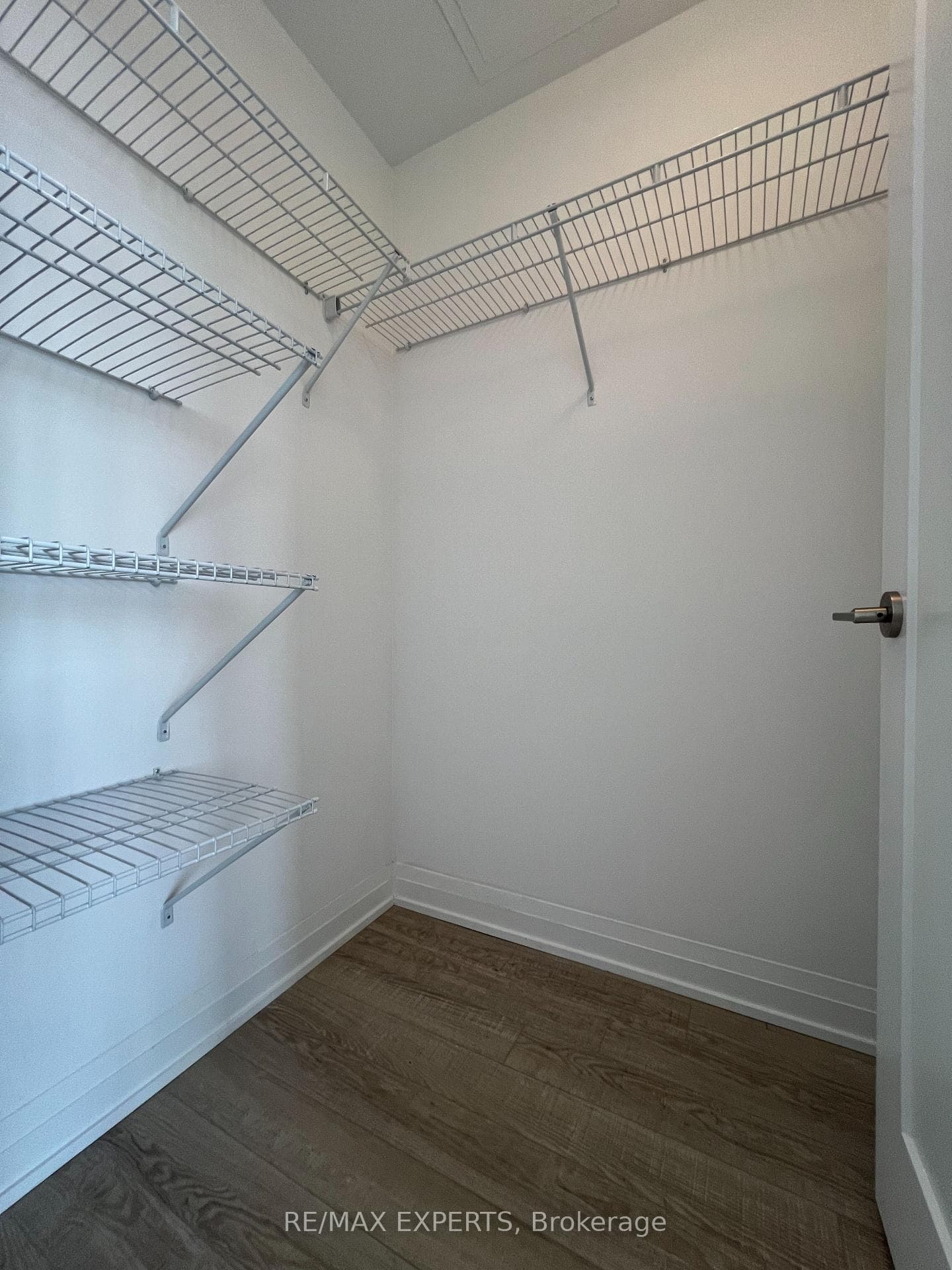 286 Main Street Unit 413 photo 35