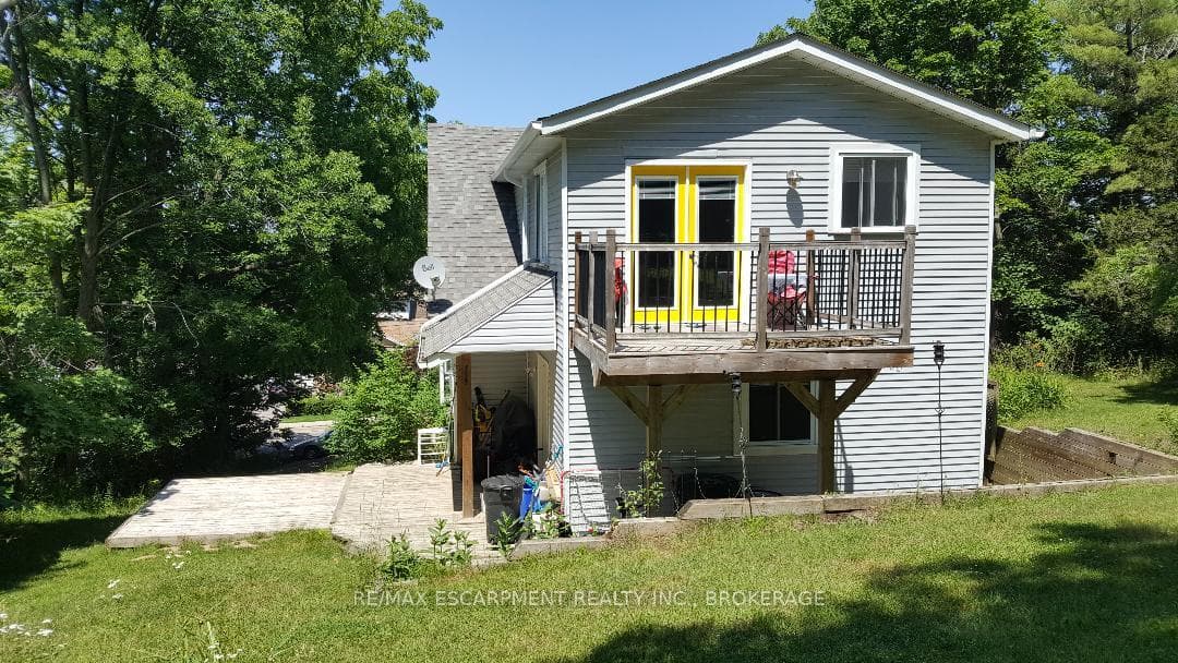 211 Main Street photo 13
