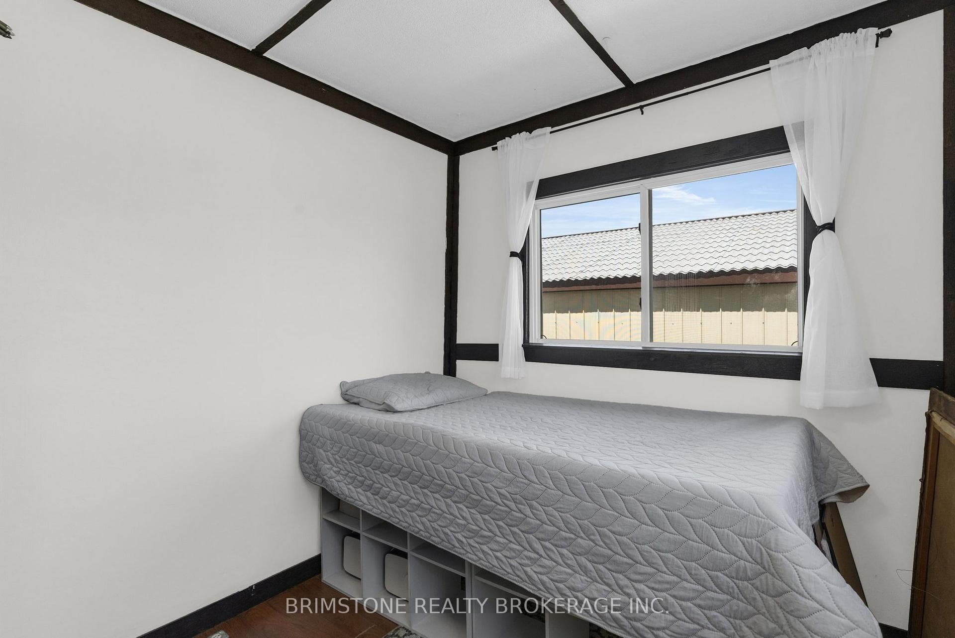 329 High Street photo 19