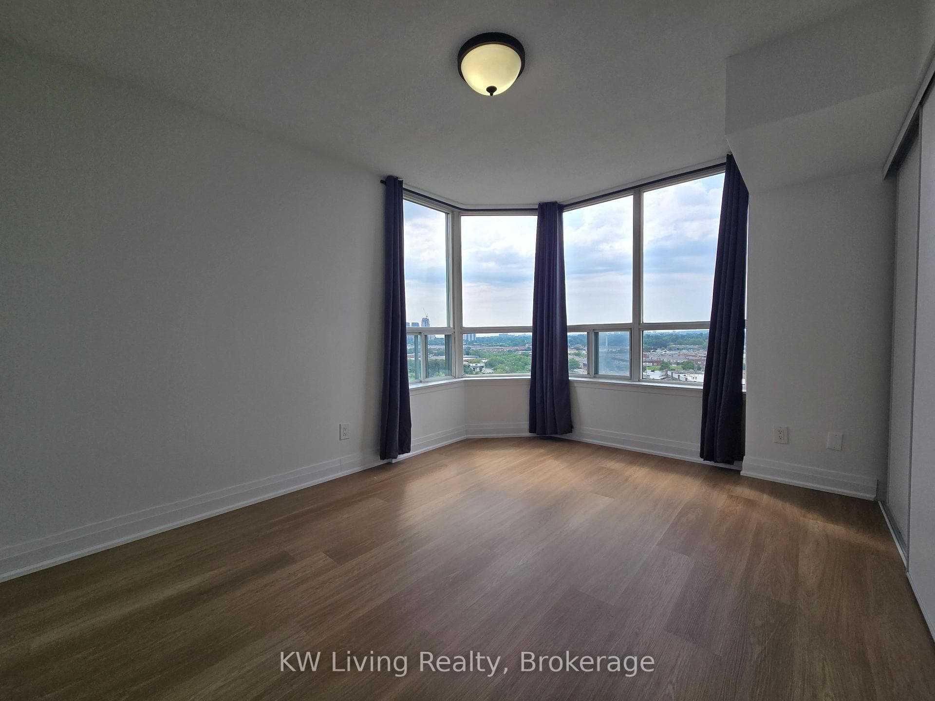 88 Corporate Drive Unit 1205 photo 12