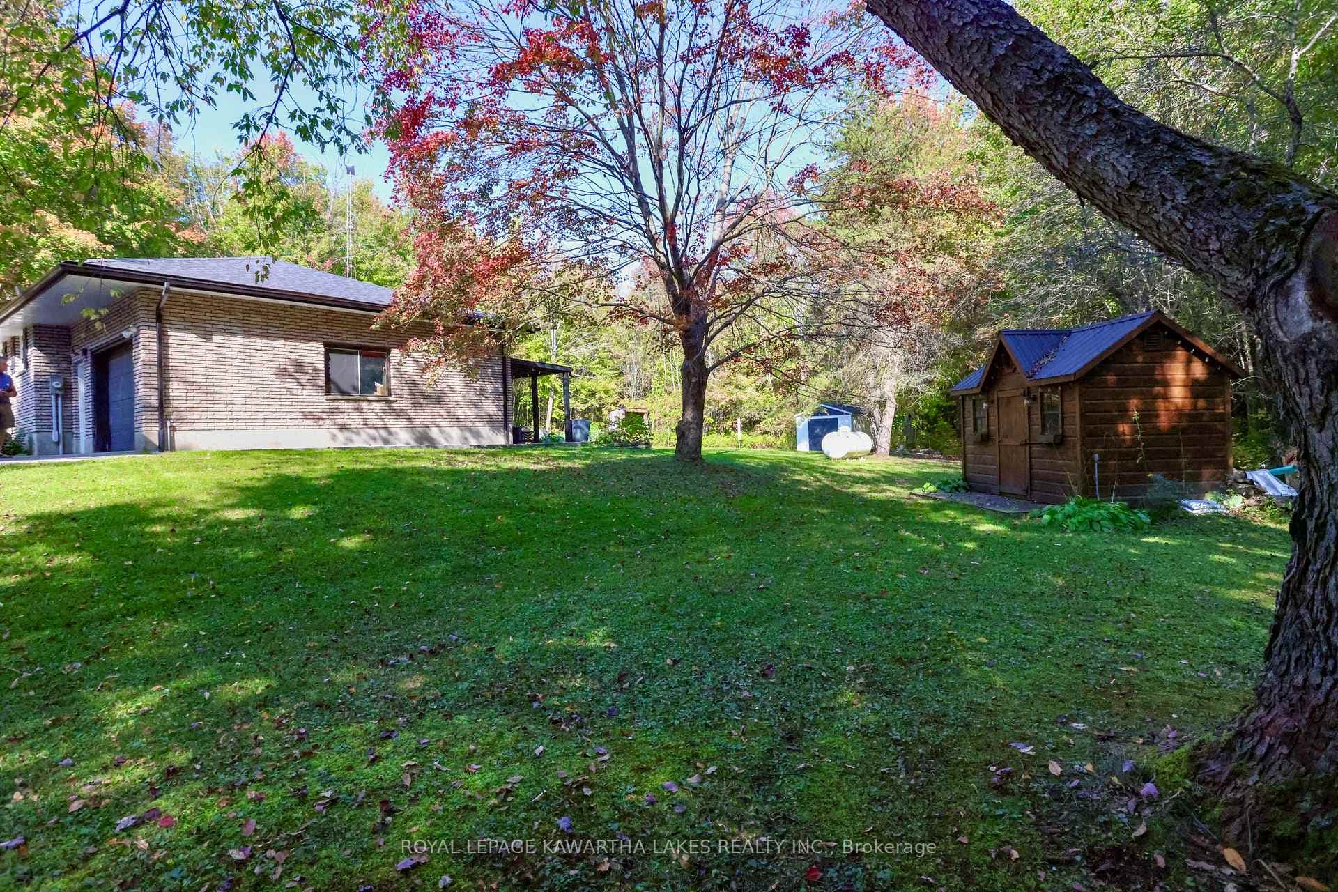 1185 Zoschke Drive photo 47