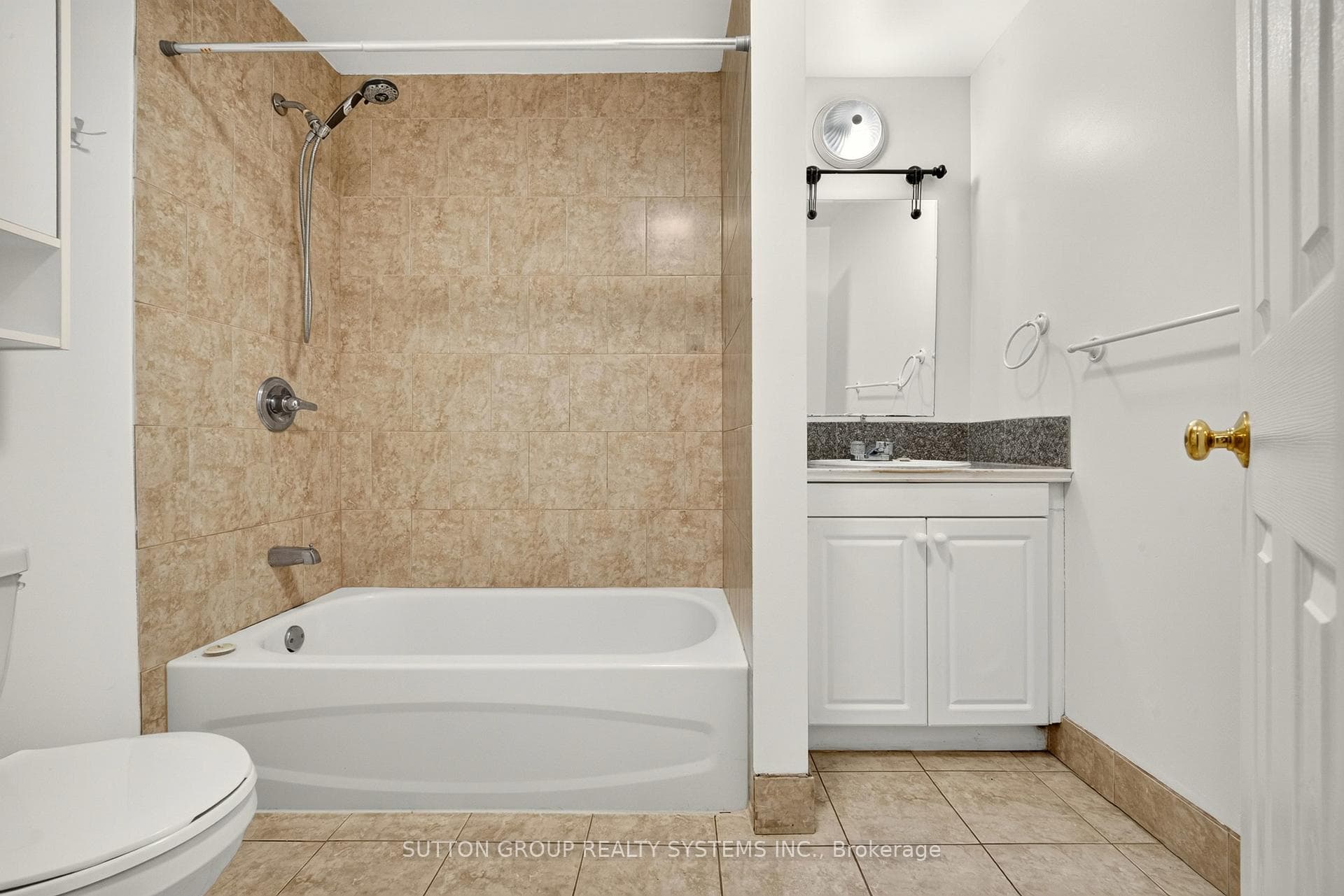 2082 Lilac Drive photo 19