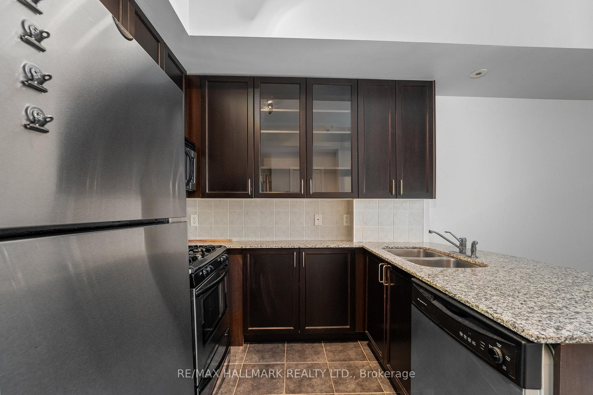 78 Carr Street Unit 31 photo 7