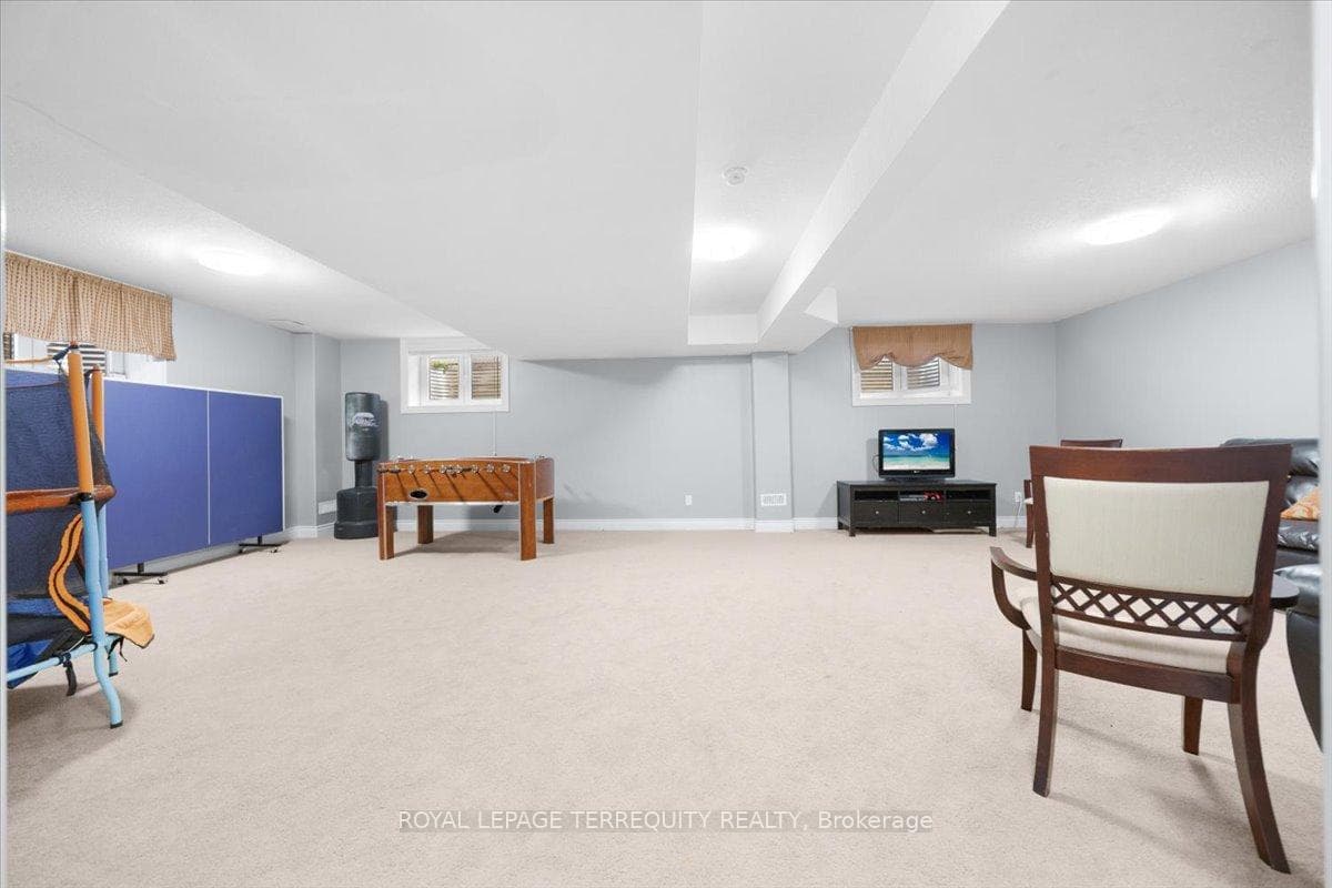 131 Maple Bush Drive photo 34