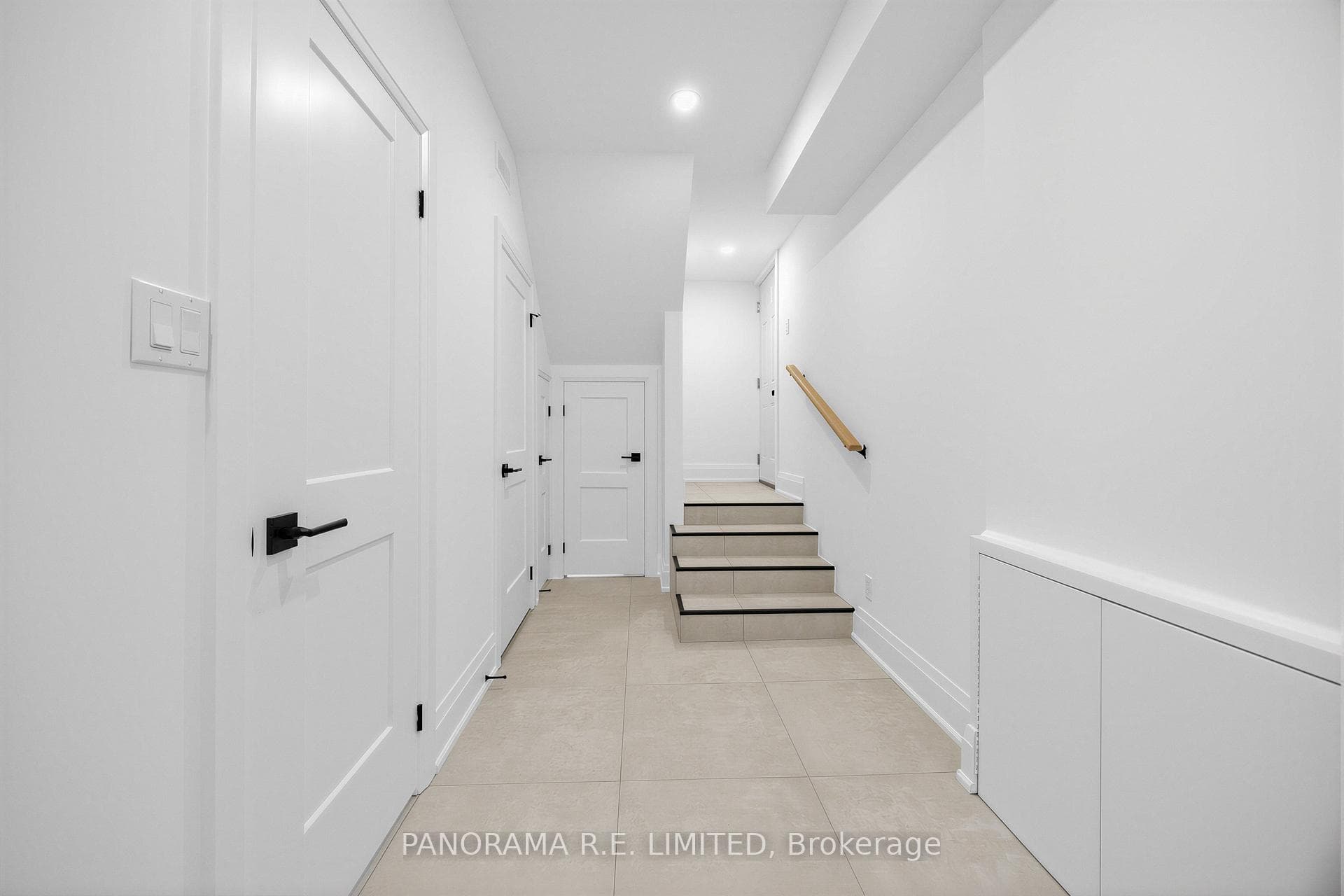 606 Abana Road Unit Lower photo 14
