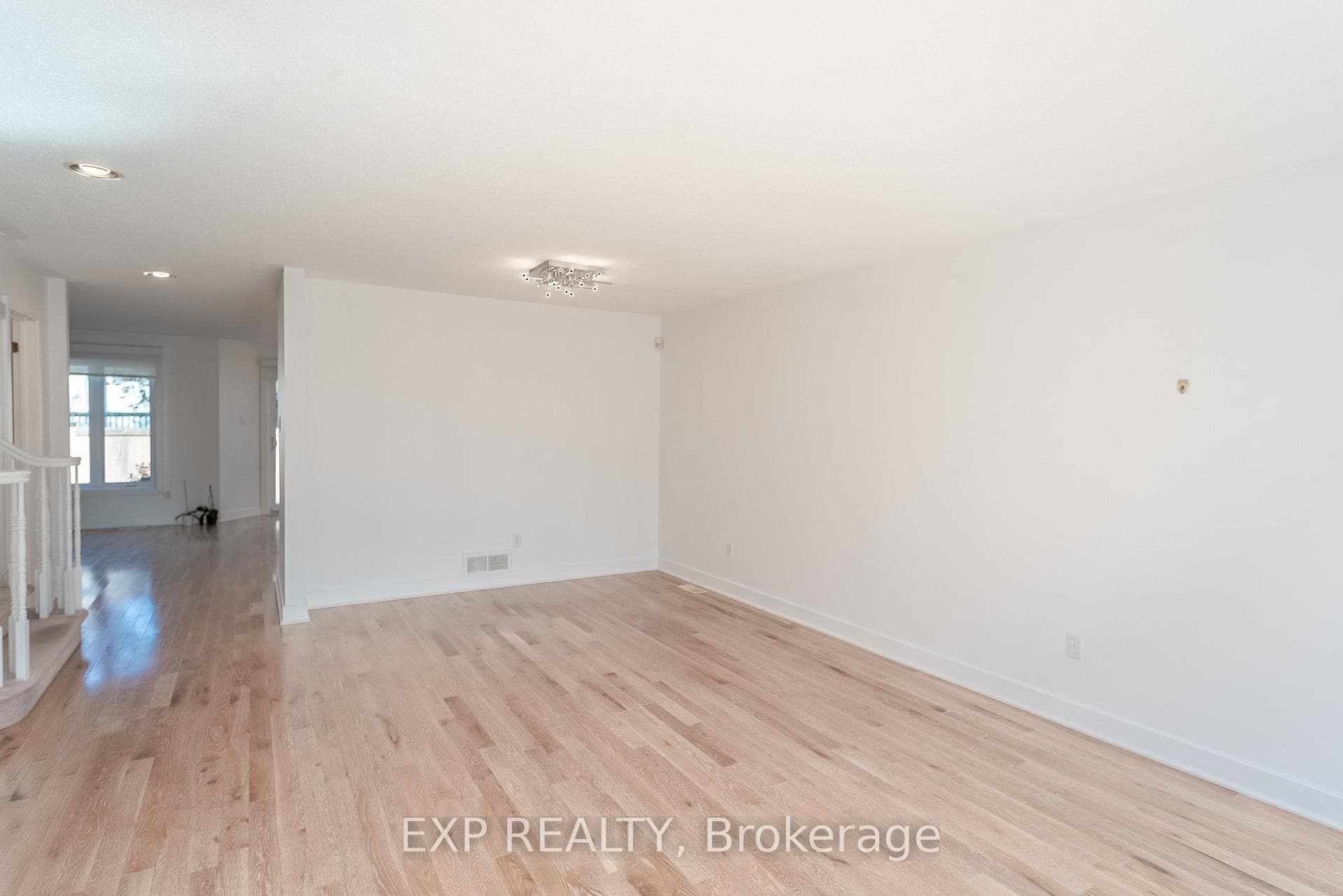 28 Chartwell Avenue photo 11