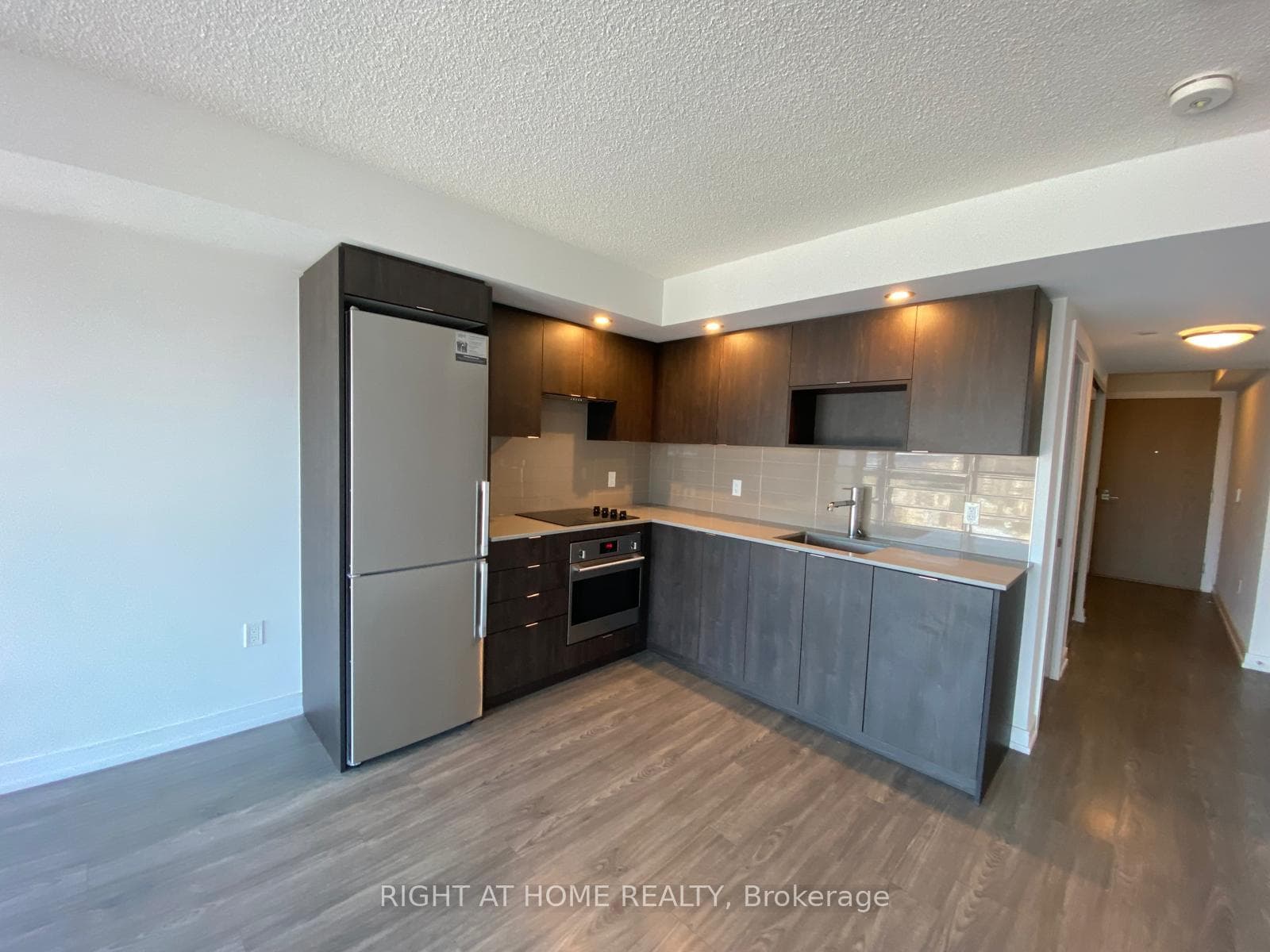 225 Village Green Square Unit 2310 photo 4