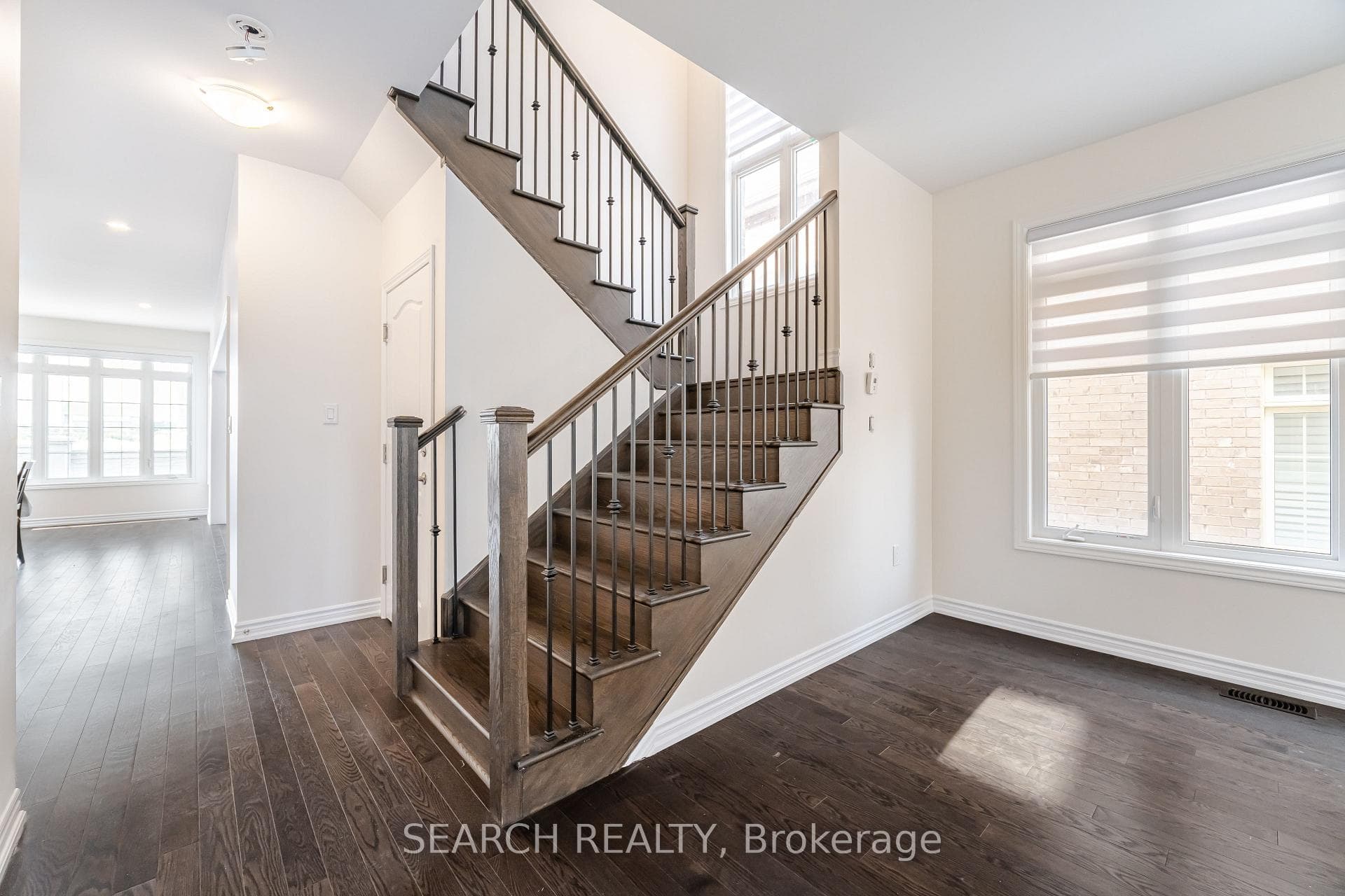 32 Folgate Crescent photo 9