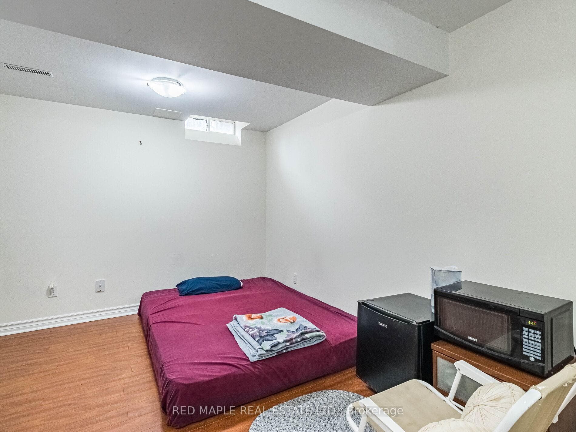 105 Bernard Avenue photo 34