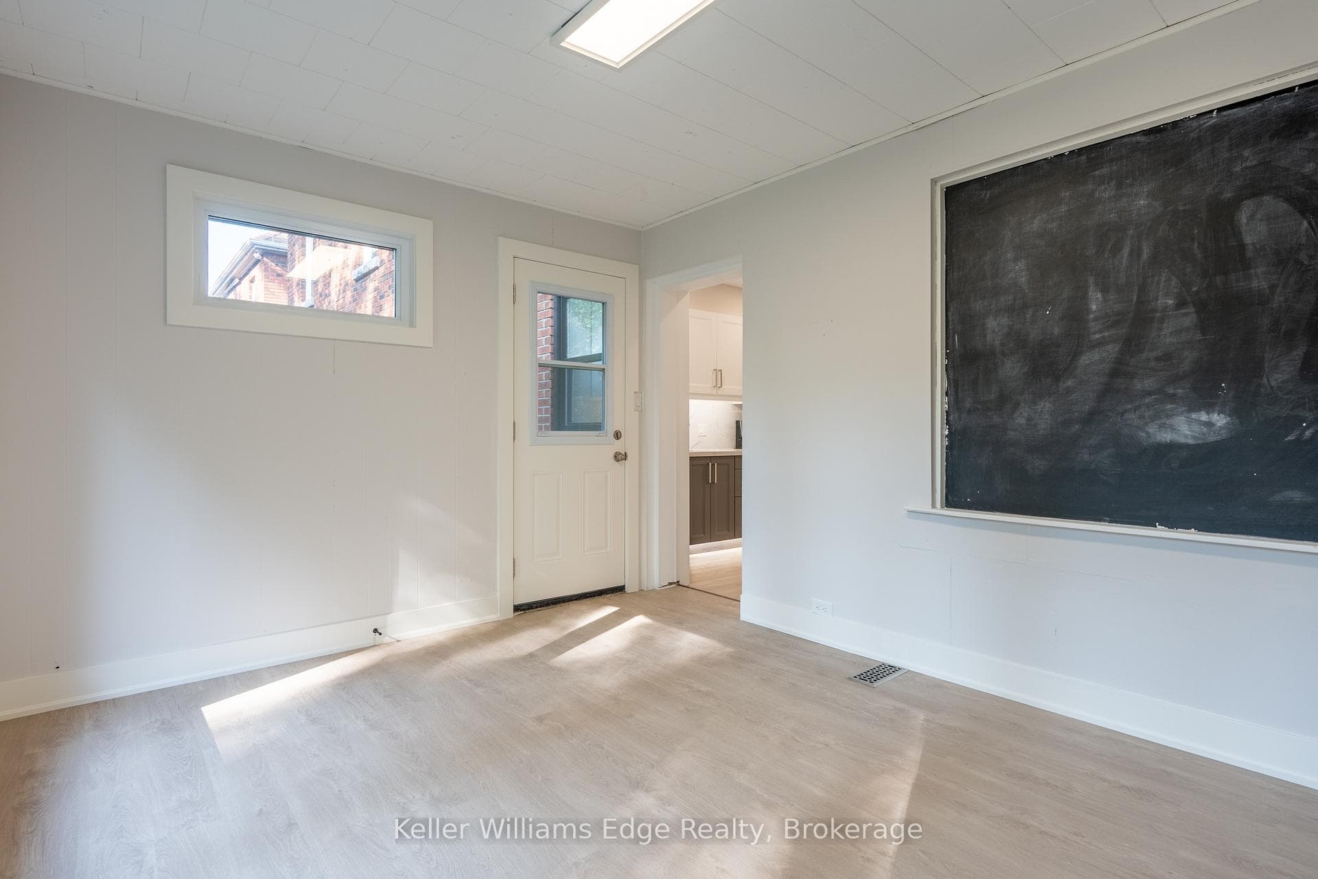 44 Haddon Avenue photo 5