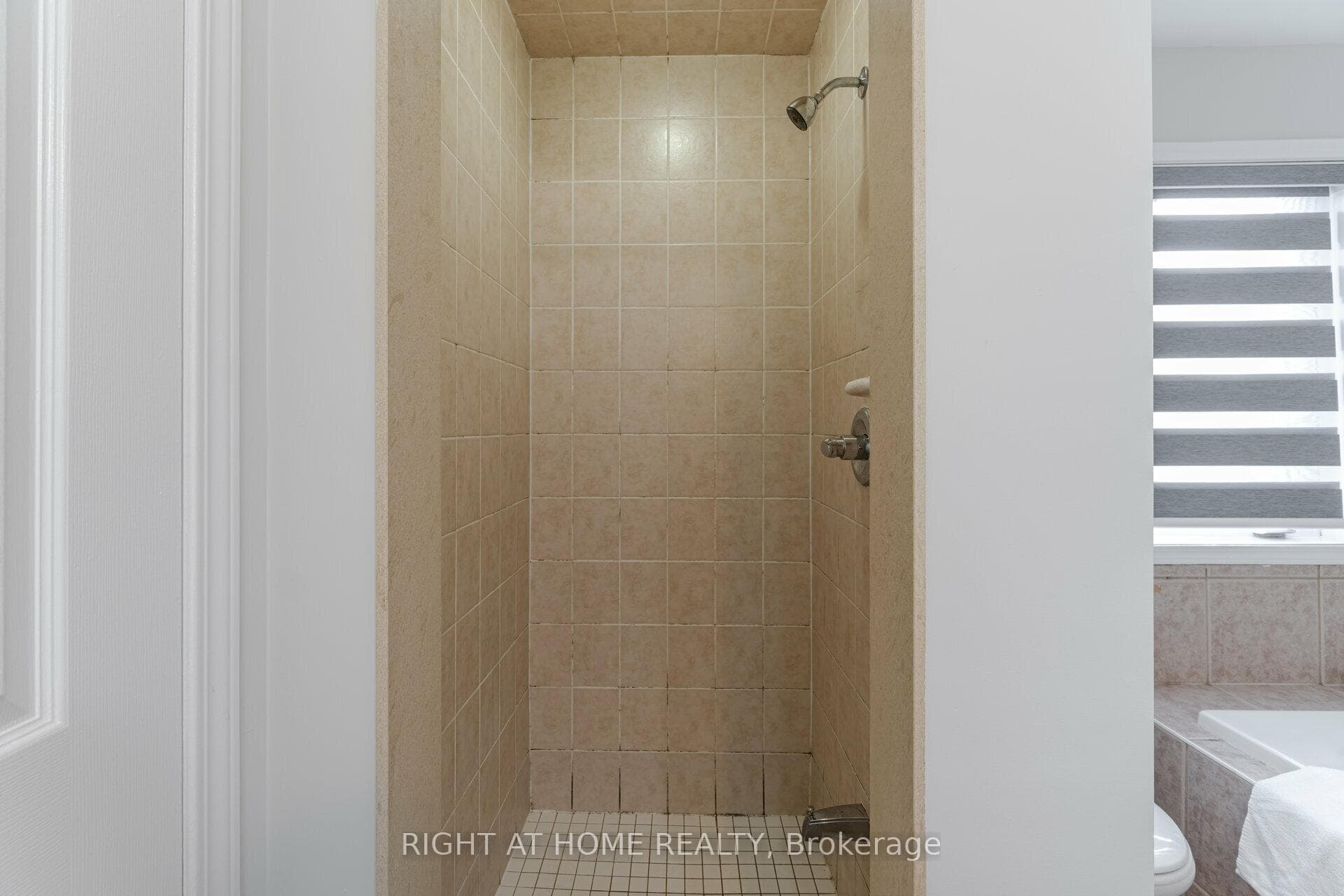 898 Philbrook Drive photo 28