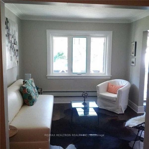 3 Lanark Avenue photo 2