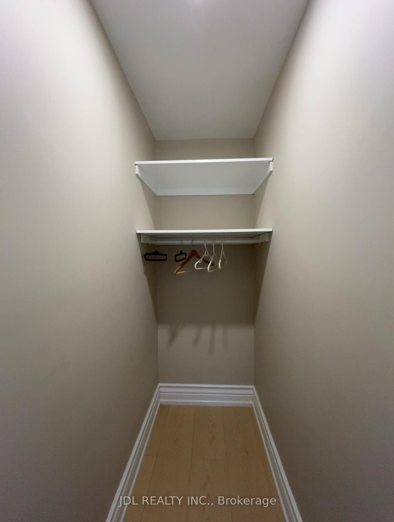 62 Banstock Dr Drive Unit Unit 3 photo 4