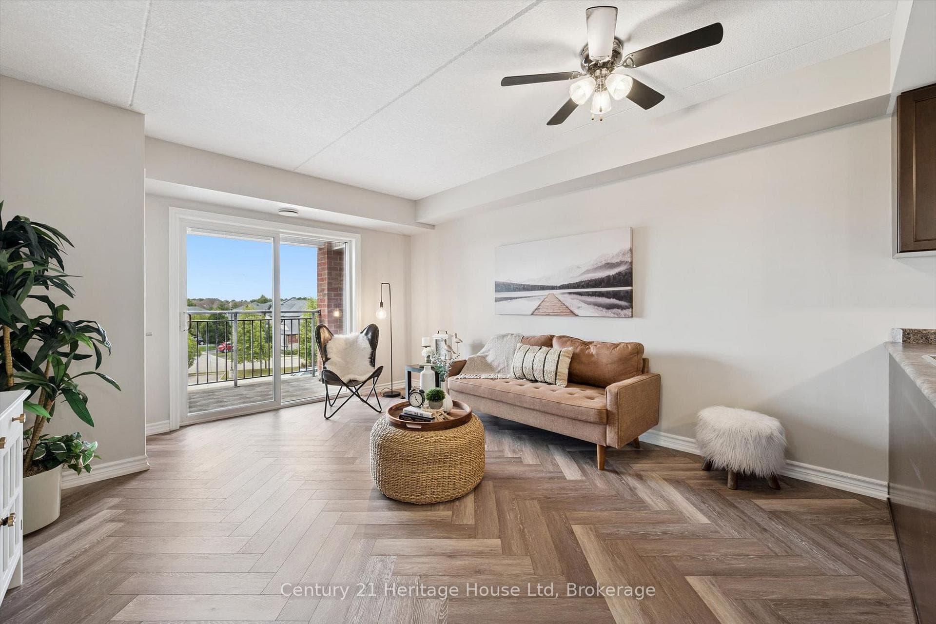 60 Lynnmore Street photo 2