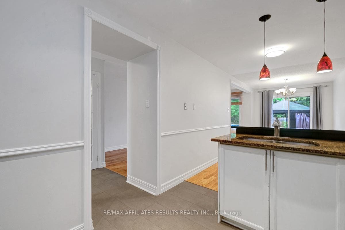 22 Hendrie Court photo 20