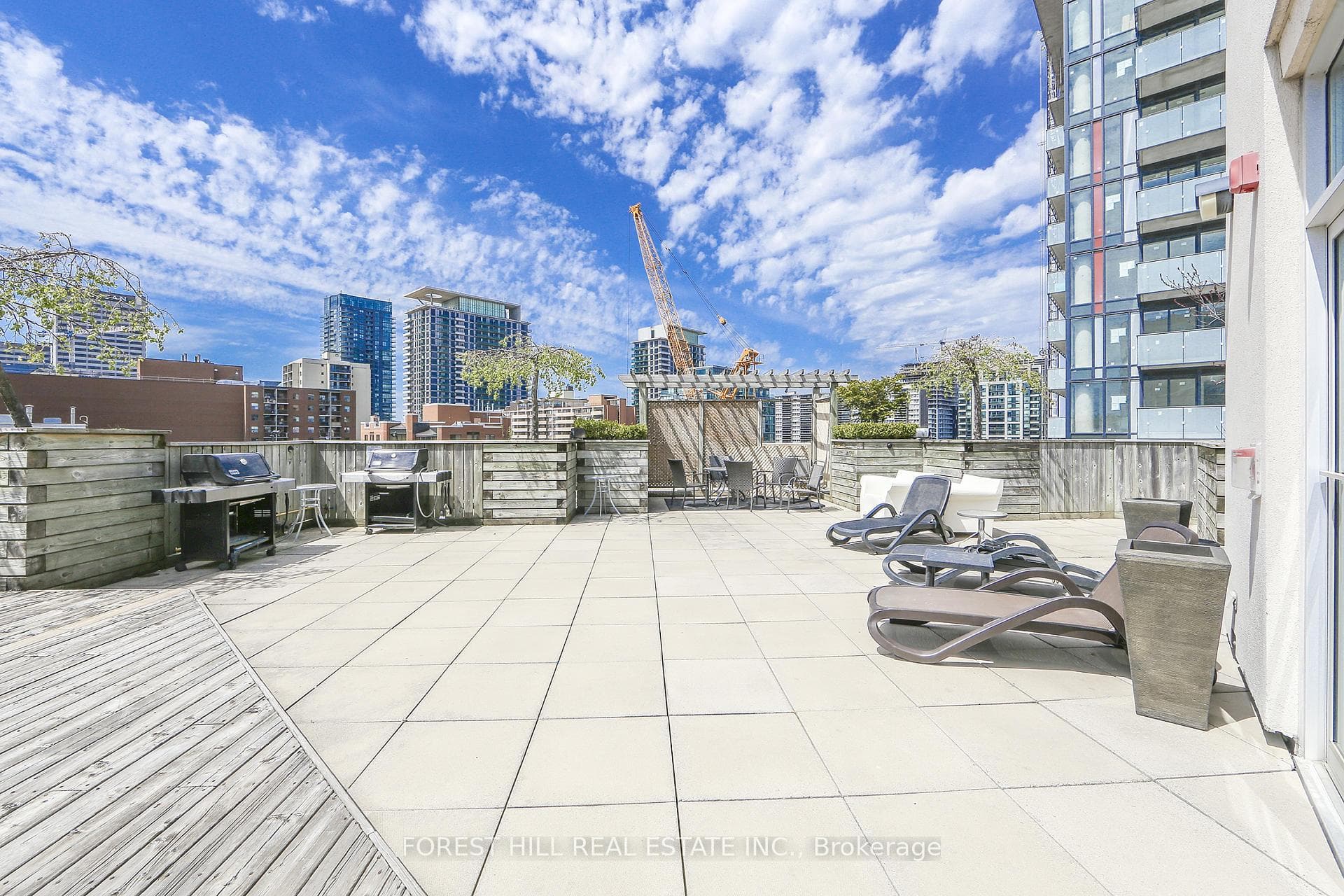 188 Eglinton Avenue Unit 609 photo 28