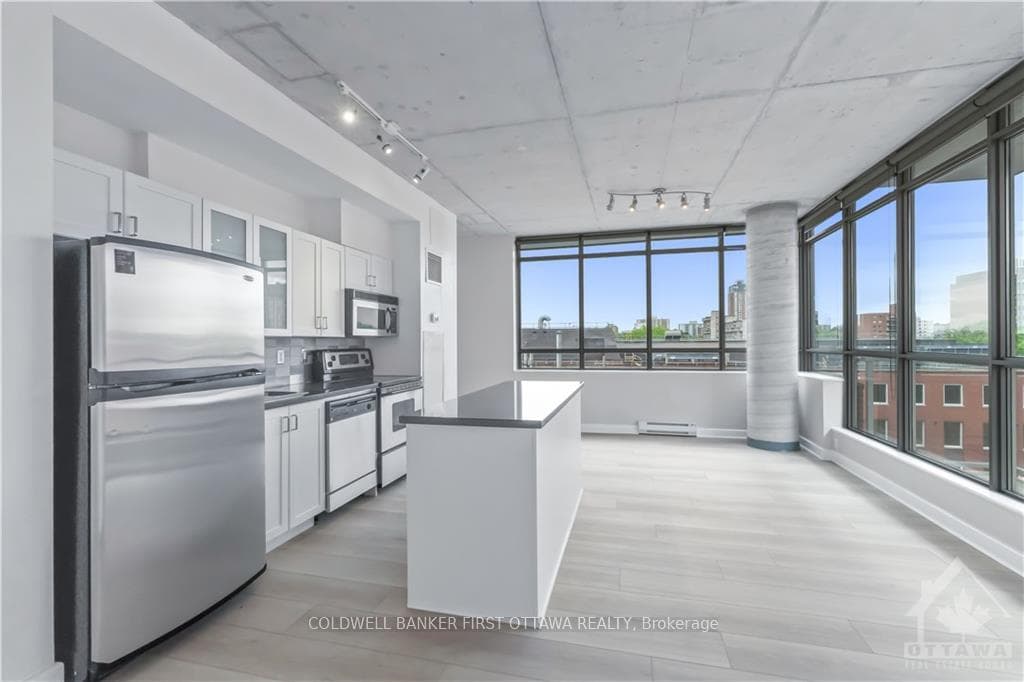 180 YORK Street Unit 608 photo 8