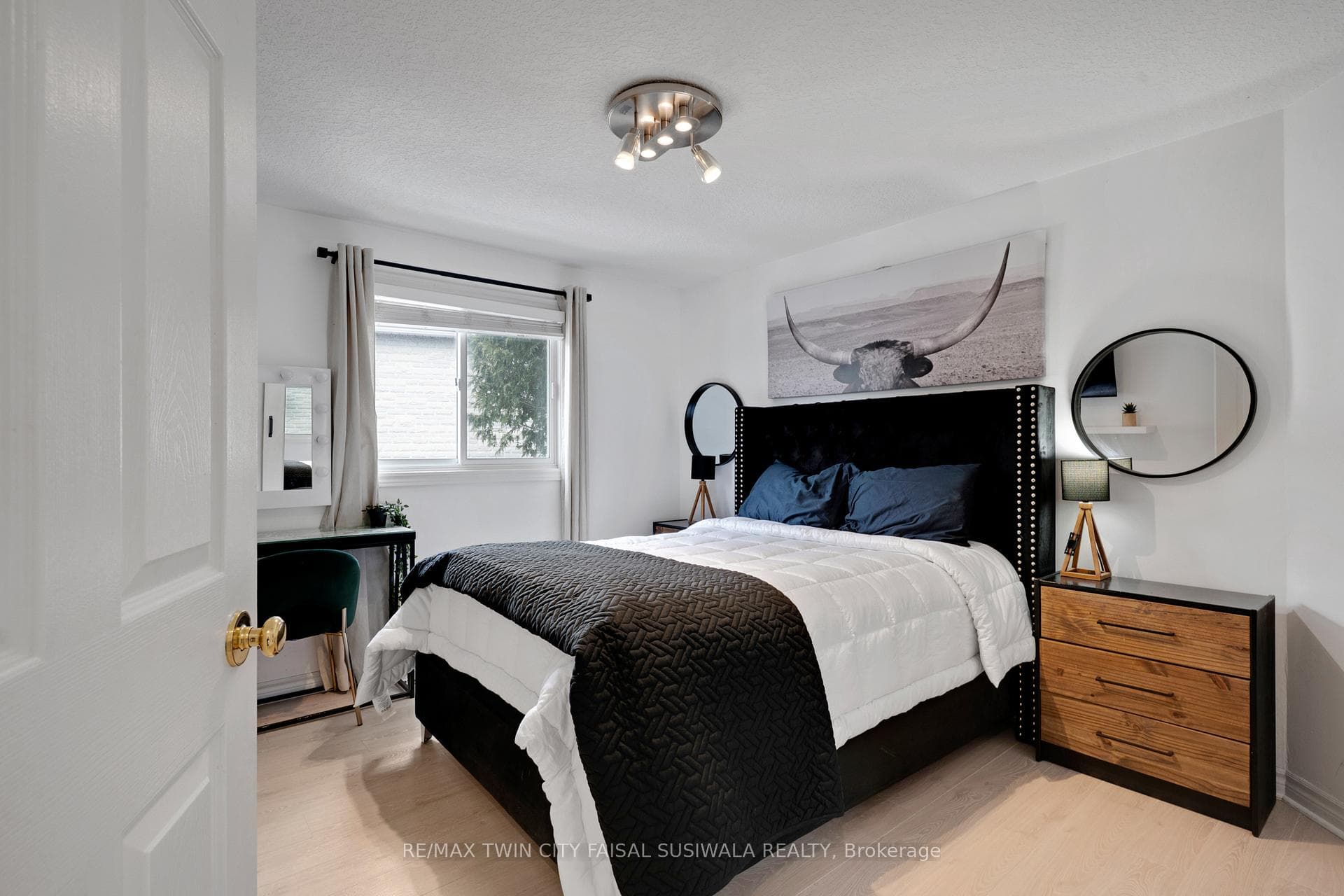 158 Mcmeeken Drive photo 39