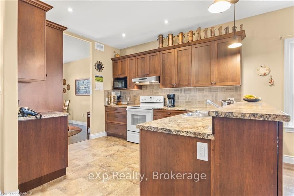 31 CREIGHTON DRIVE N/A photo 5