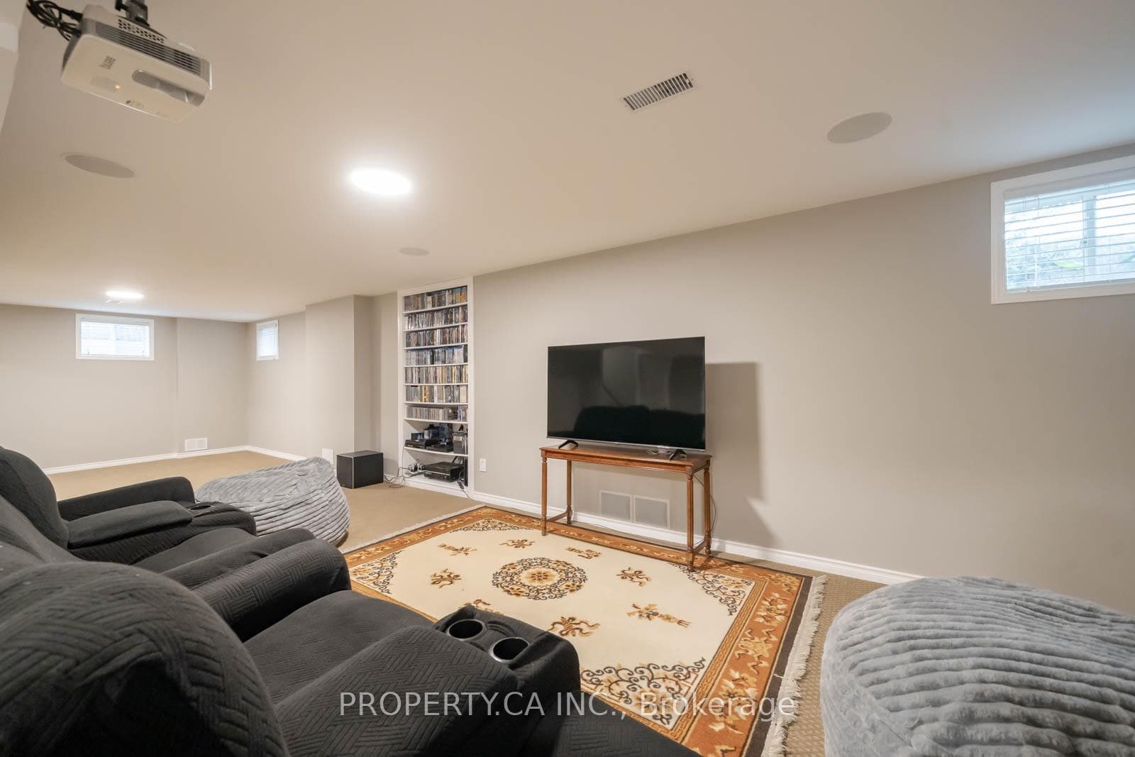 725 Reece Court photo 39