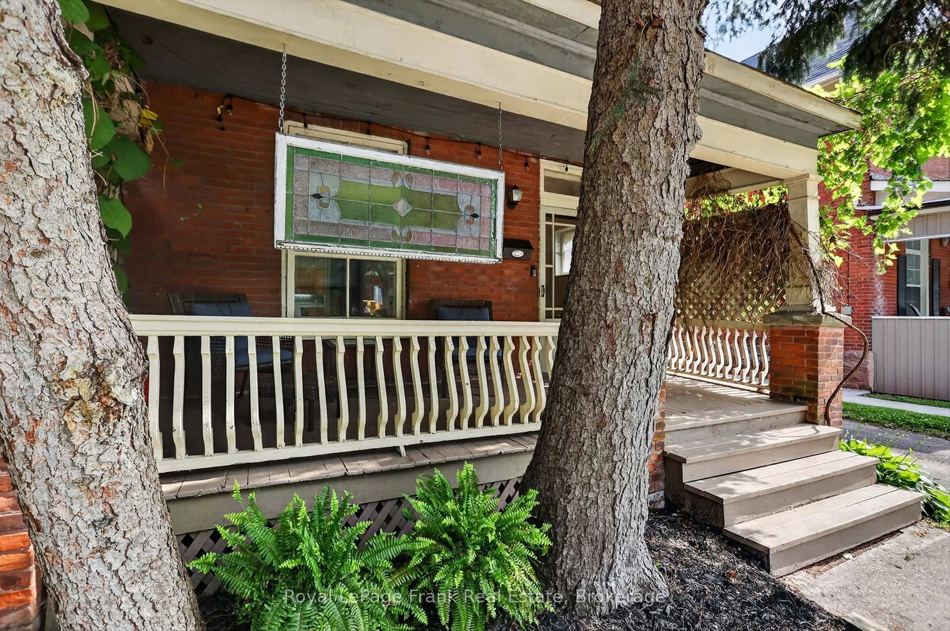 121 Romaine Street photo 3