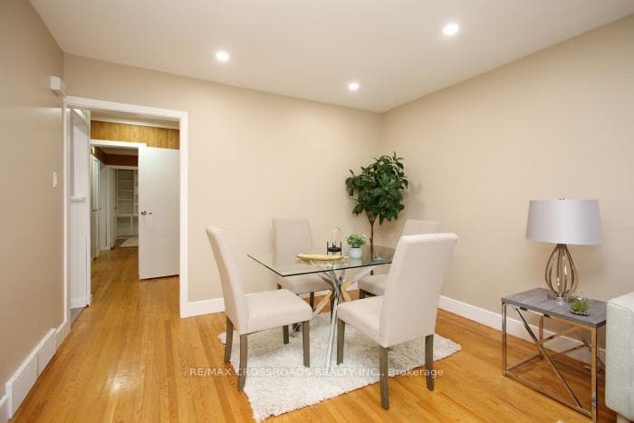 985 Vistula Drive photo 10
