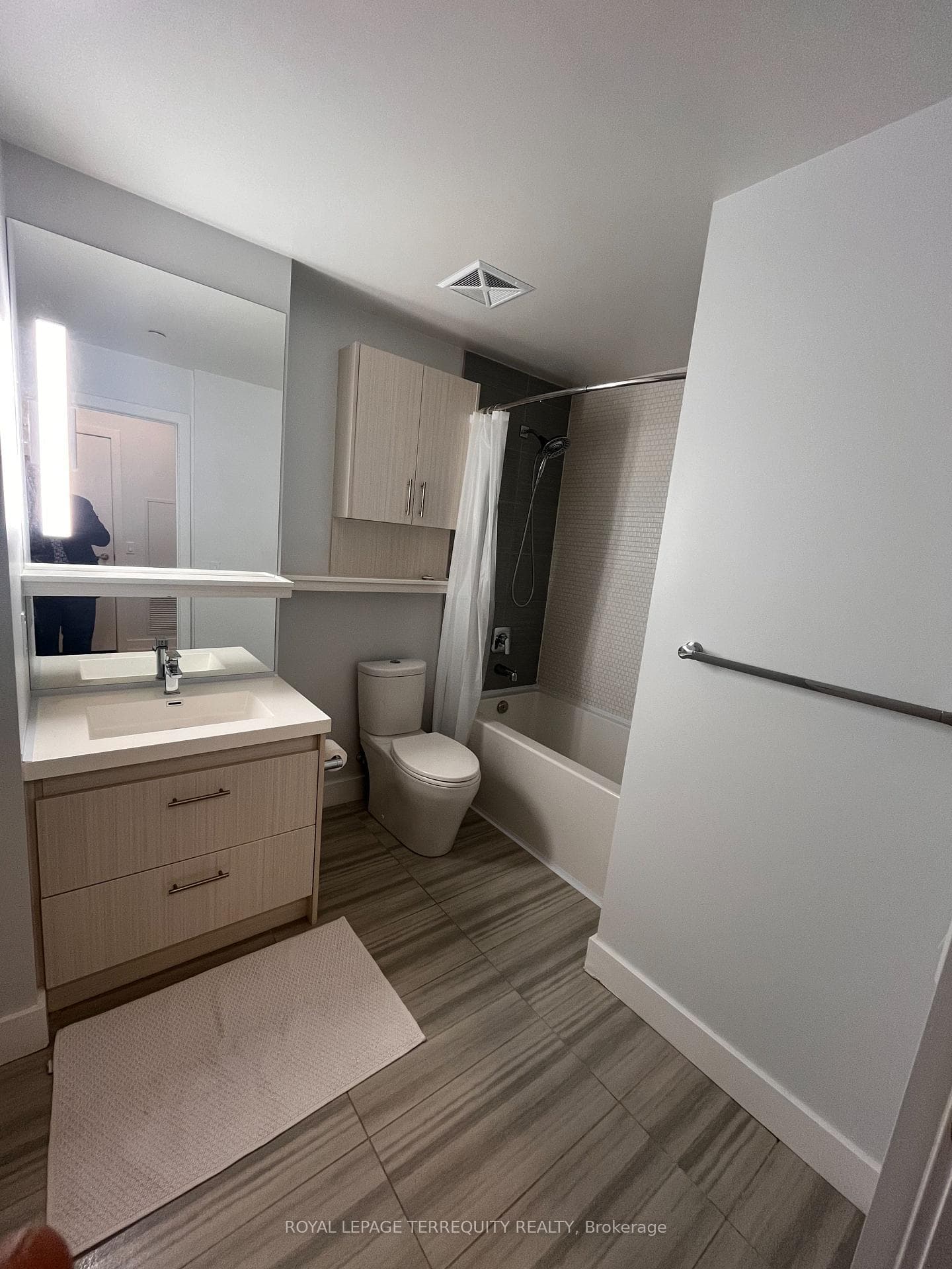 128 Fairview Mall Drive Unit 510 photo 10