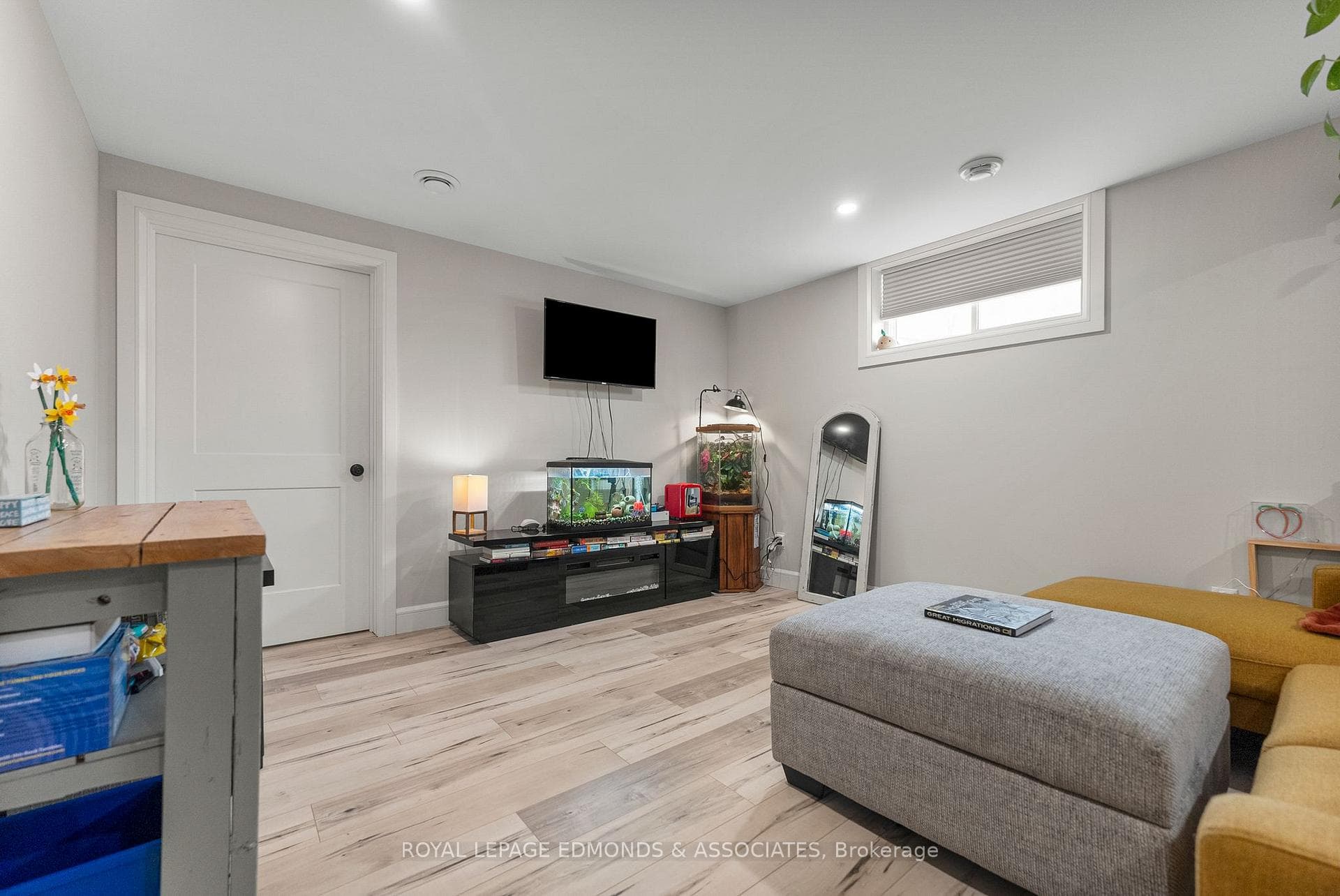 91 Sandy Beach Road photo 29