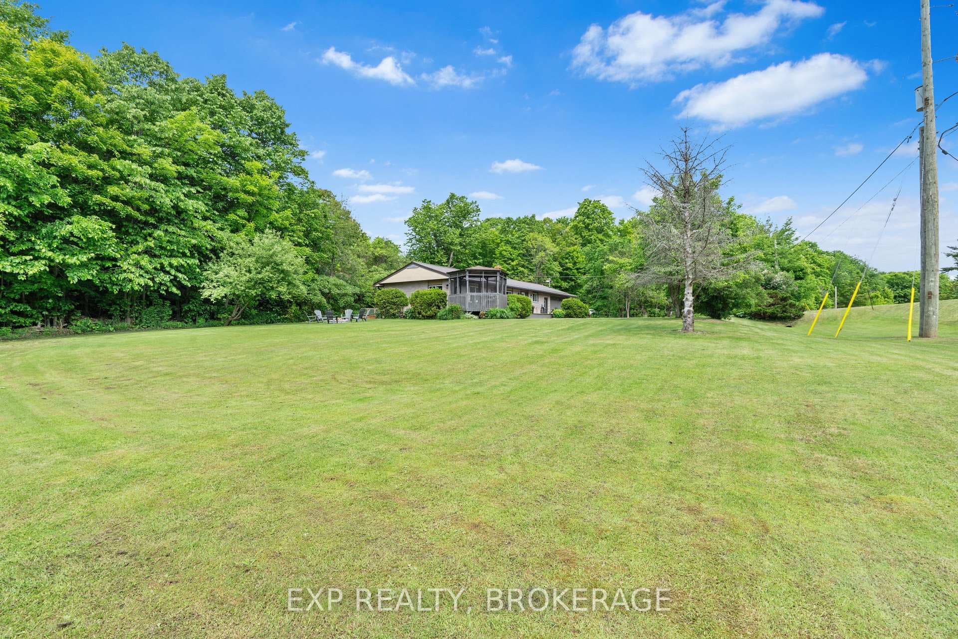 8283 PERTH Road photo 35