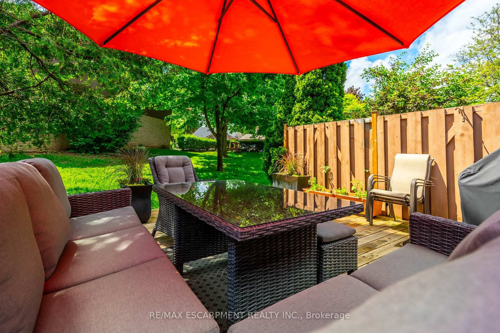 2301 Cavendish Drive Unit 141 photo 31