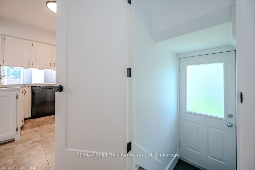 131 Wood Street photo 33