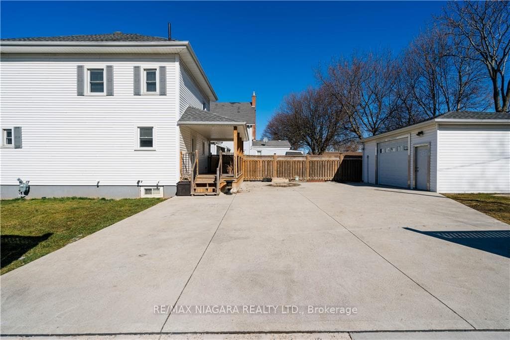 50 Rodman Street photo 37