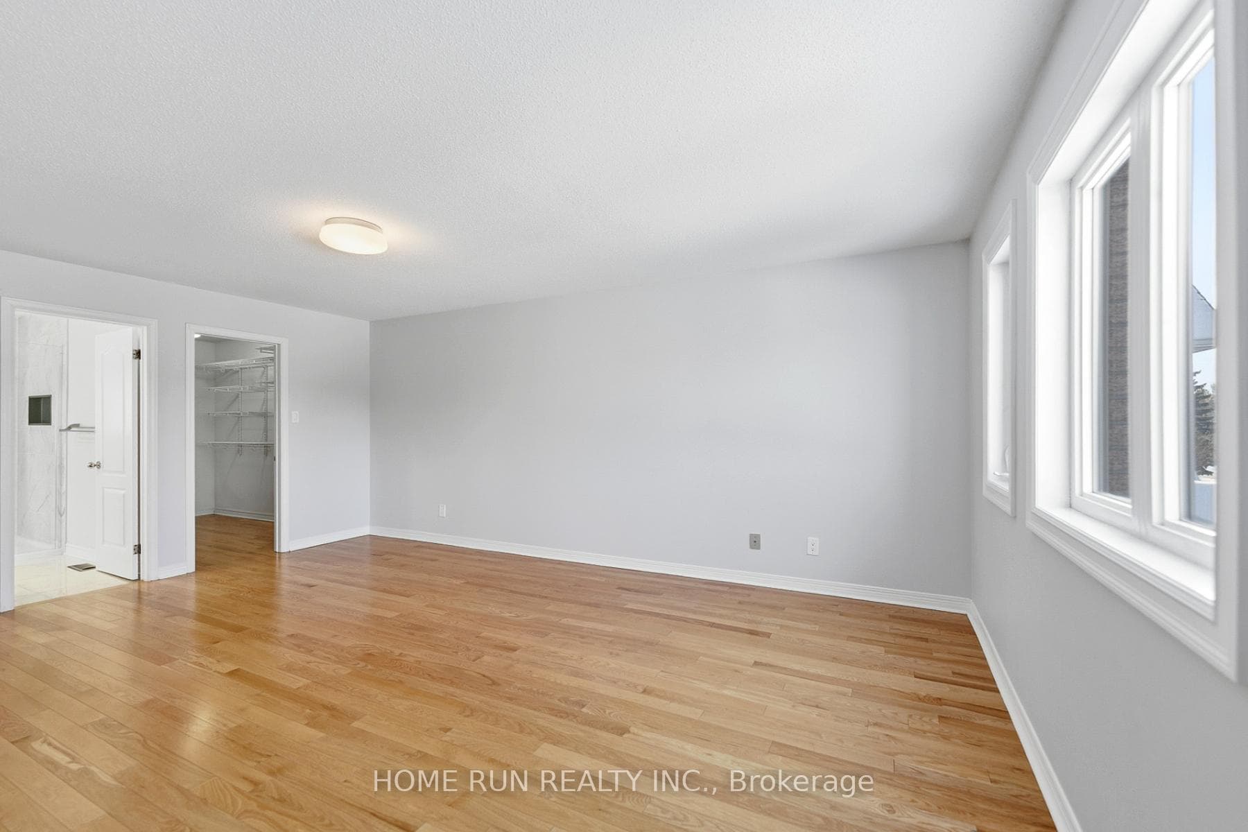 35 Weslock Way photo 29