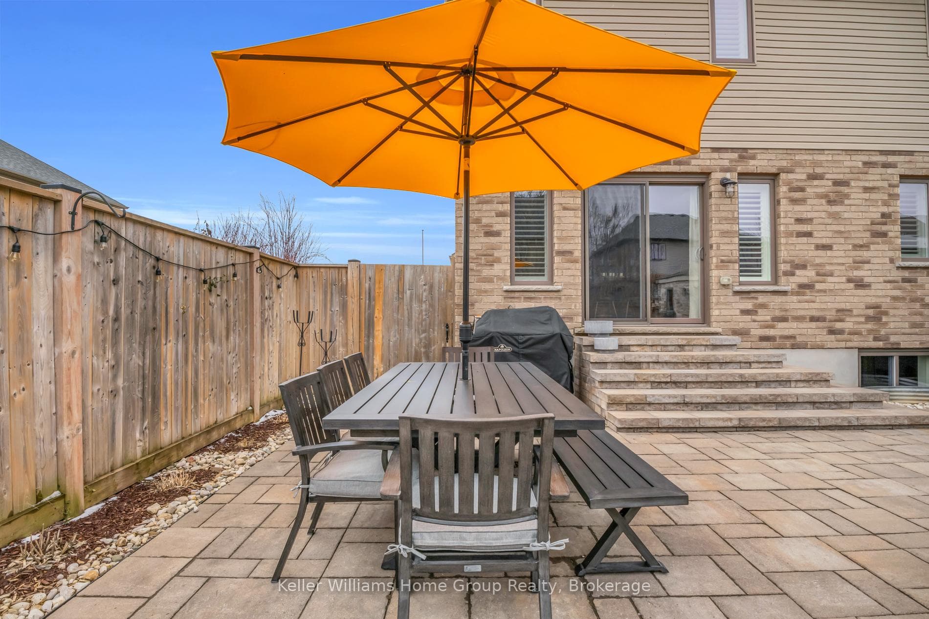 87 McGowan Street photo 39