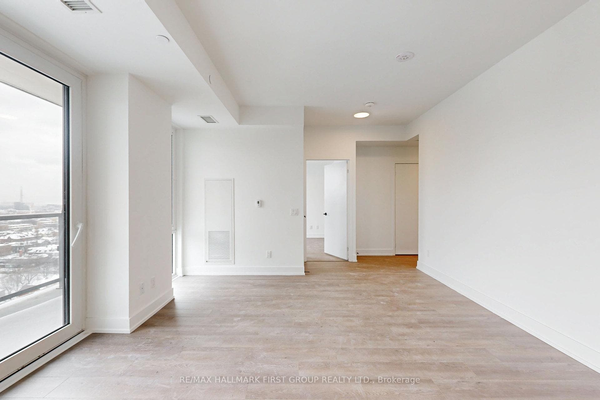 308 Jarvis Street Unit 1511 photo 21