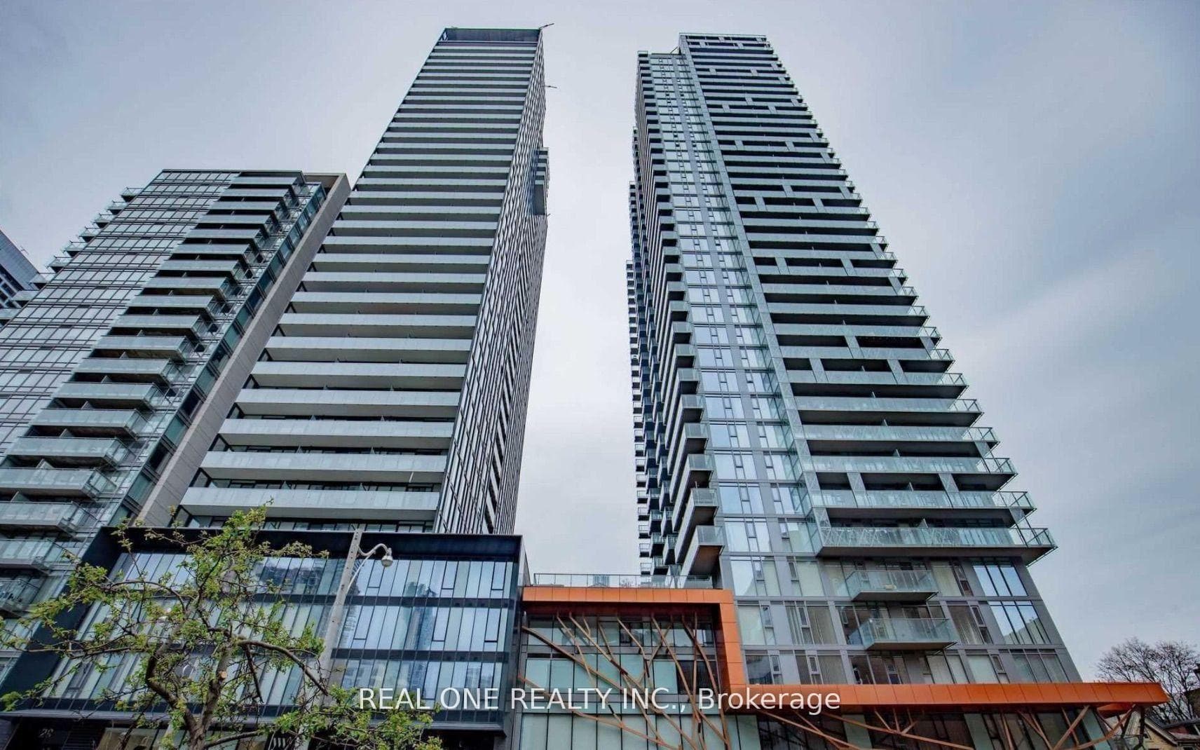 50 Wellesley Street Unit 1806 photo 1