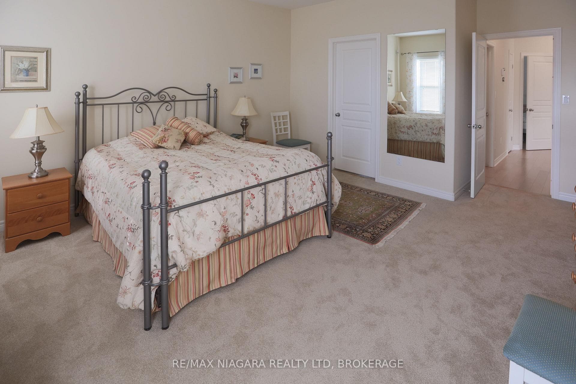 3334 Dustan Street photo 14