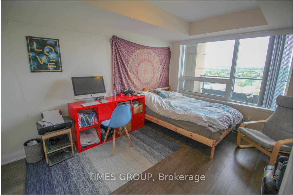 18 Uptown Drive Unit 1701 photo 6