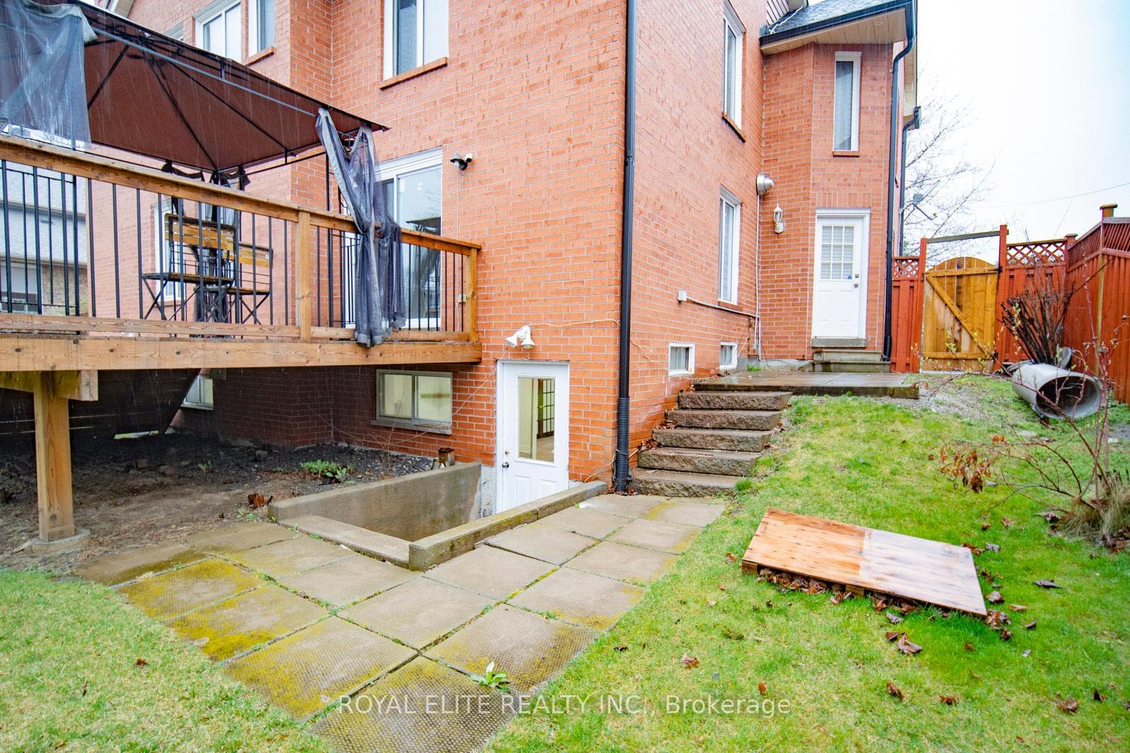 10 Baycliffe Road photo 3