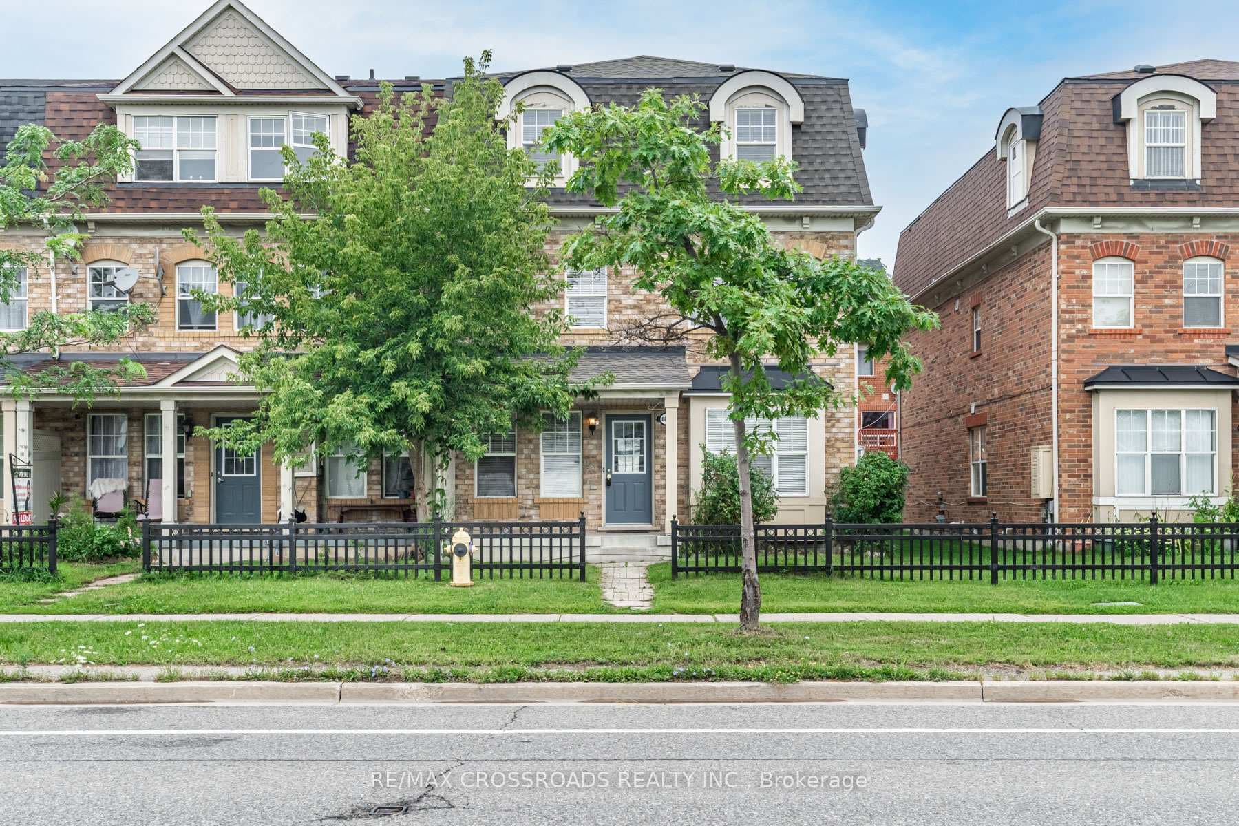 8864 Sheppard Avenue Unit Unit A photo 2