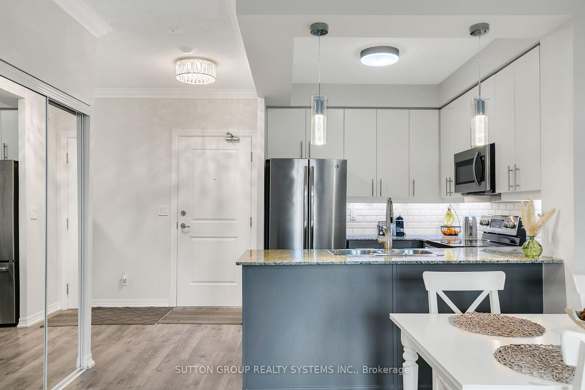 245 Dalesford Road Unit 303 photo 14